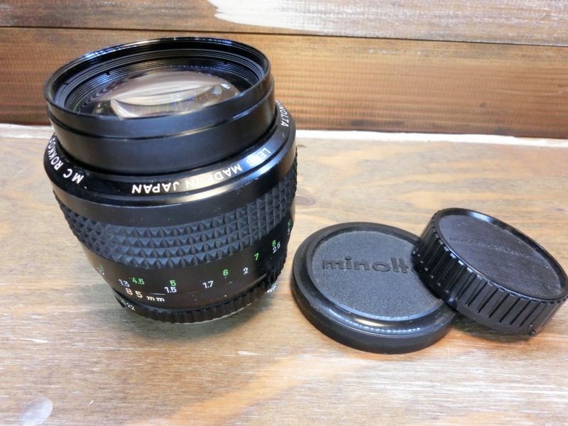 MINOLTA MC ROKKOR 85mm f/1.7 オールドレンズ 7858 良品 ミノルタ MINOLTA MC ROKKOR 85mm 1.7 中望遠レンズ