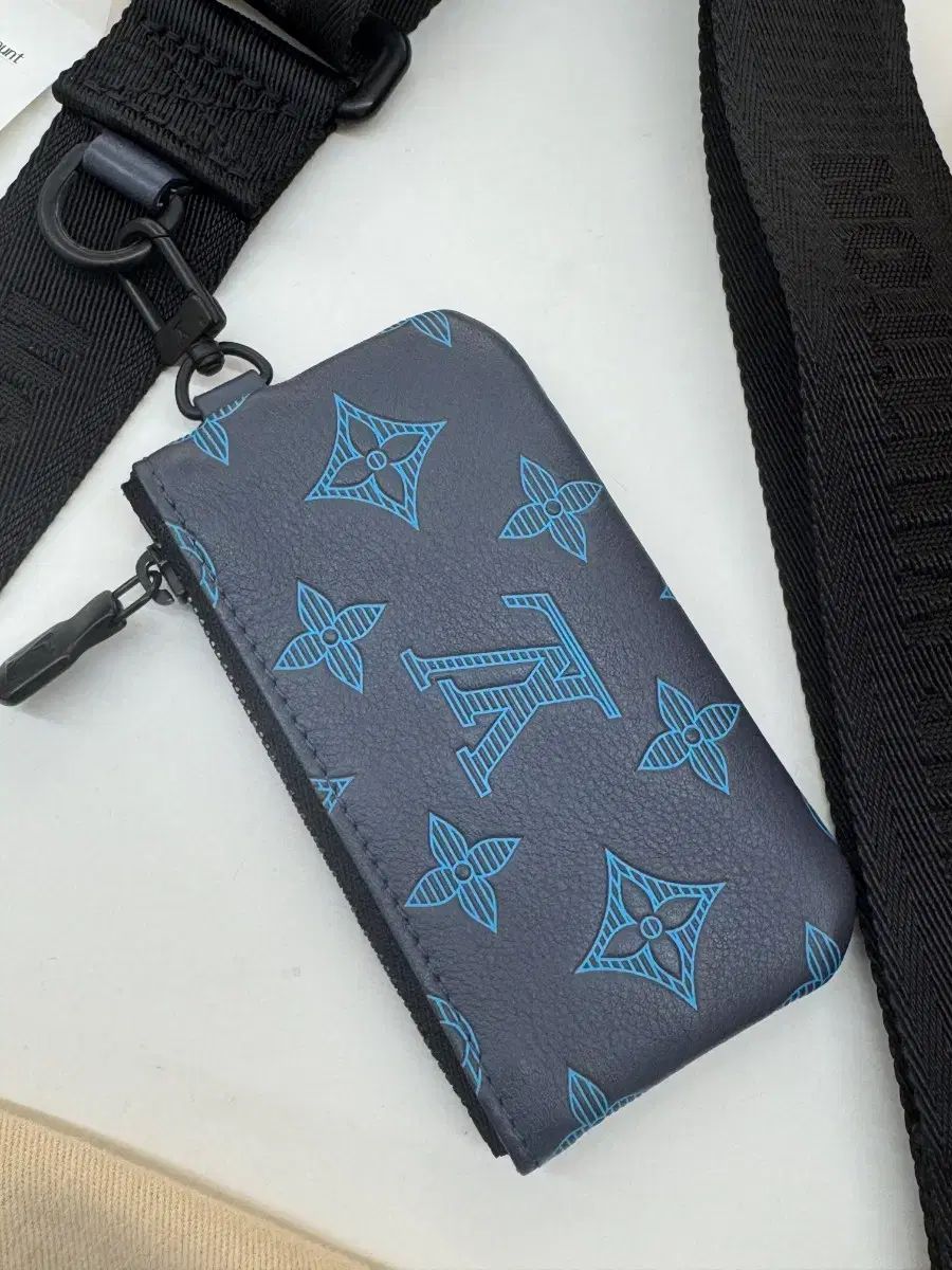 Buy from Japan Easily