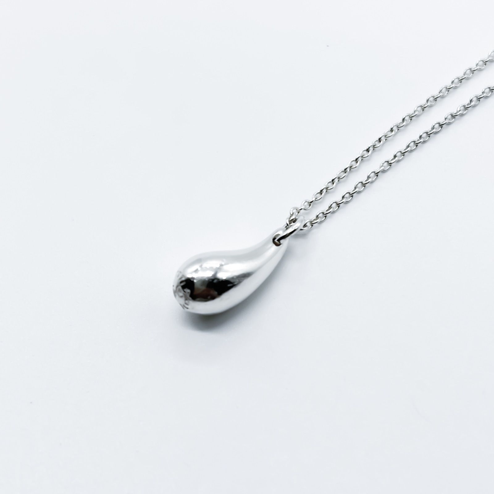 Tiffany&Co. ティアドロップ　ネックレス　シルバー925 A473 TIFFANY&Co. ティファニー ティアドロップ ネックレス シルバー