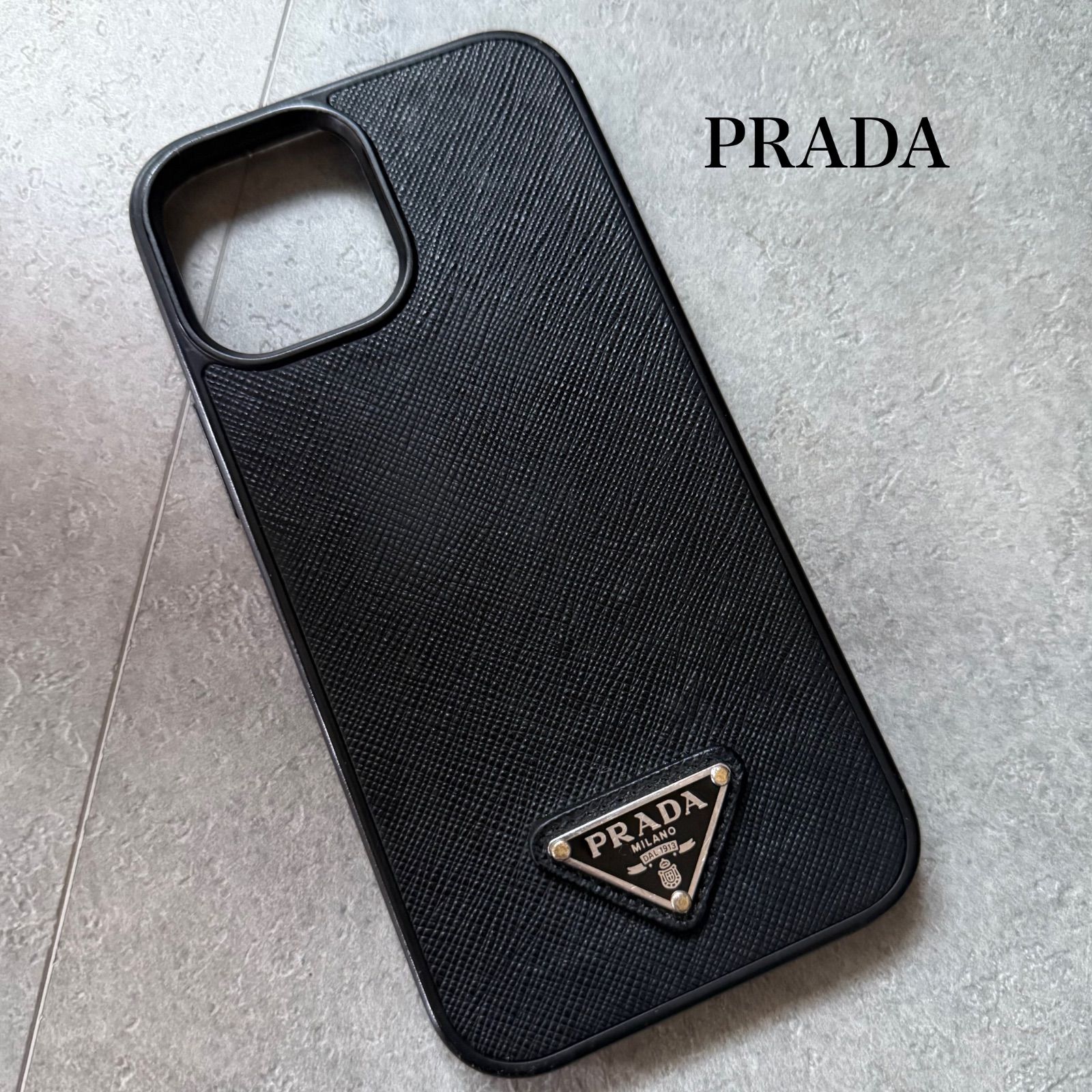 PRADA プラダ iPhone15pro ケース 三角ロゴプレート PRADA プラダ iPhone15pro ケース 三角ロゴプレート