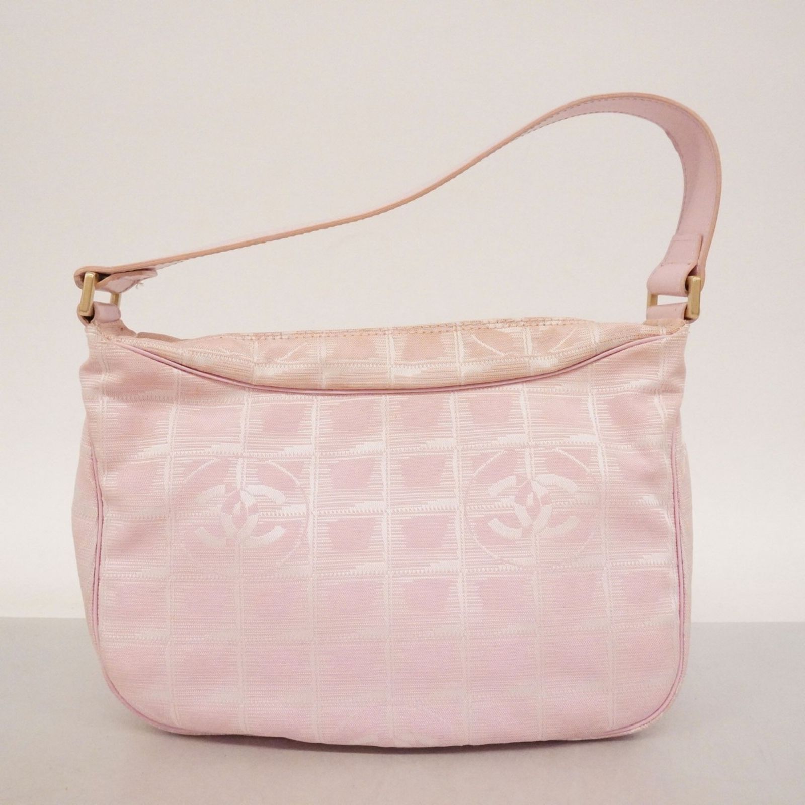 Buy from Japan Easily