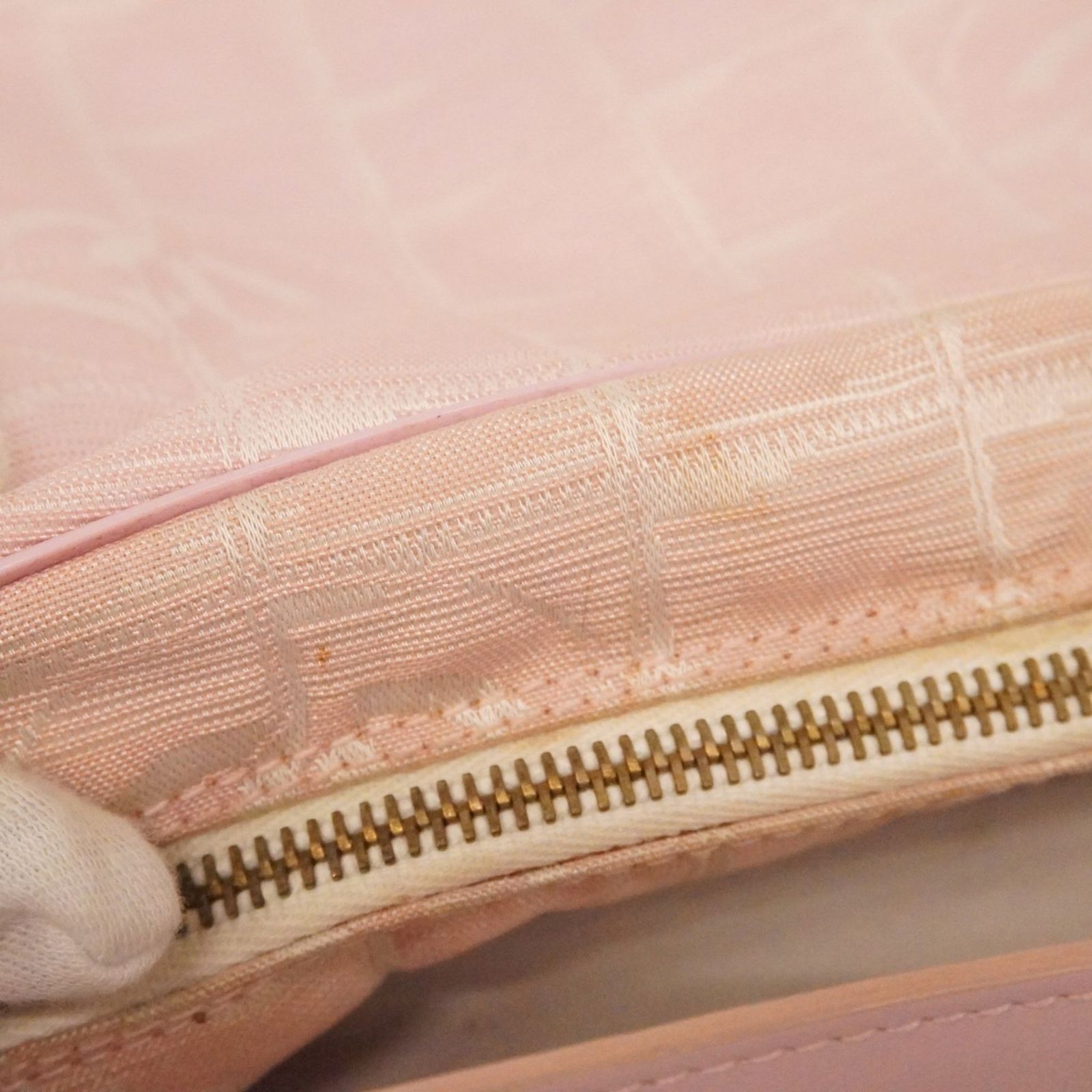 Buy from Japan Easily