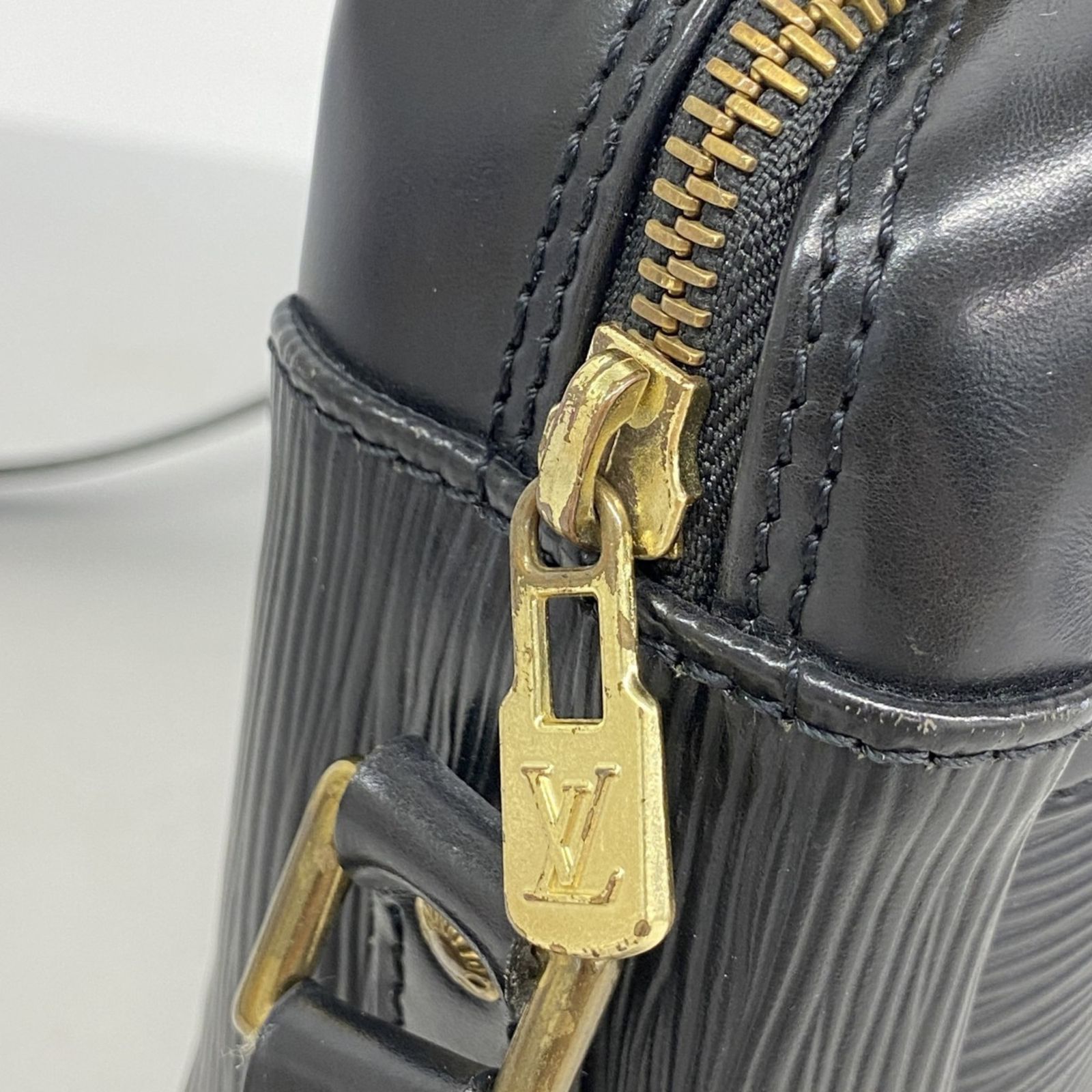ルイ・ヴィトン(Louis Vuitton) ルイ・ヴィトン ショルダーバッグ エピ 