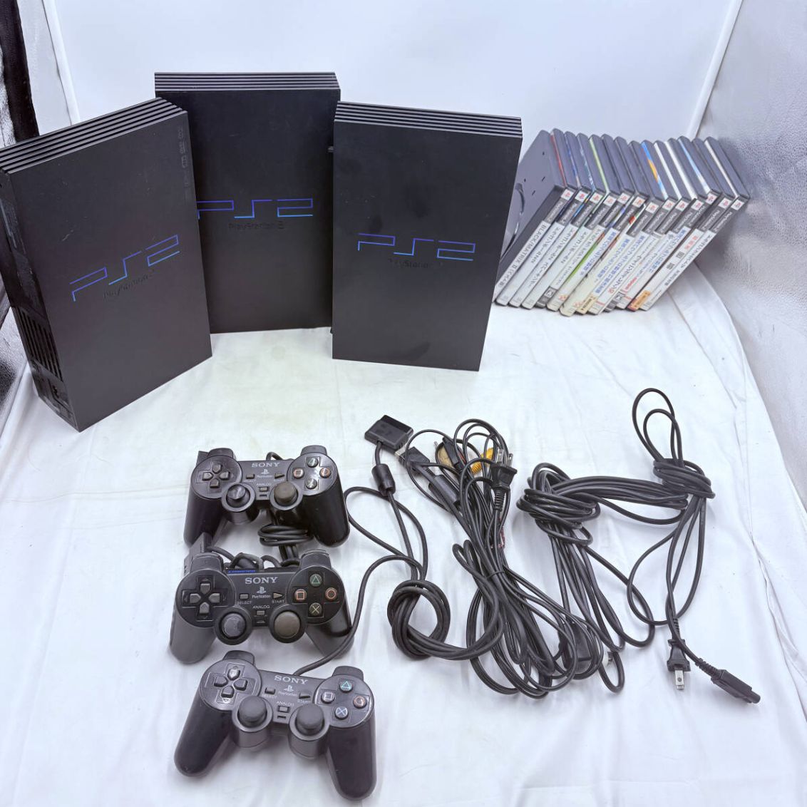 ❗️✨PS2本体3台＋ソフト多数✨❗️】PlayStation2 コントローラー付 