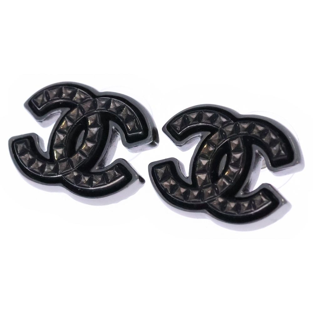 CHANEL (シャネル) ココマーク ピアス ブラック×シルバー - メルカリ