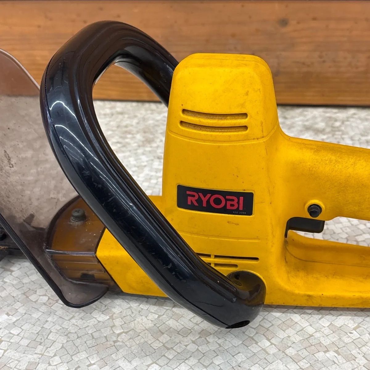 動作確認済み】RYOBI ヘッジトリマ HT-3600 電動 100V 生垣バリカン 