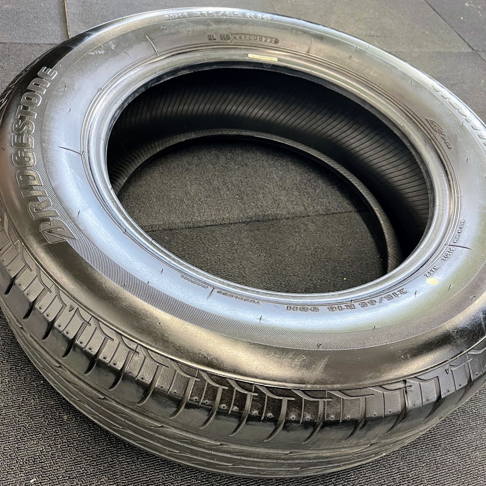 215/65R16】中古 サマータイヤ 1本のみ BRIDGESTONE NEXTRY 2022年製 