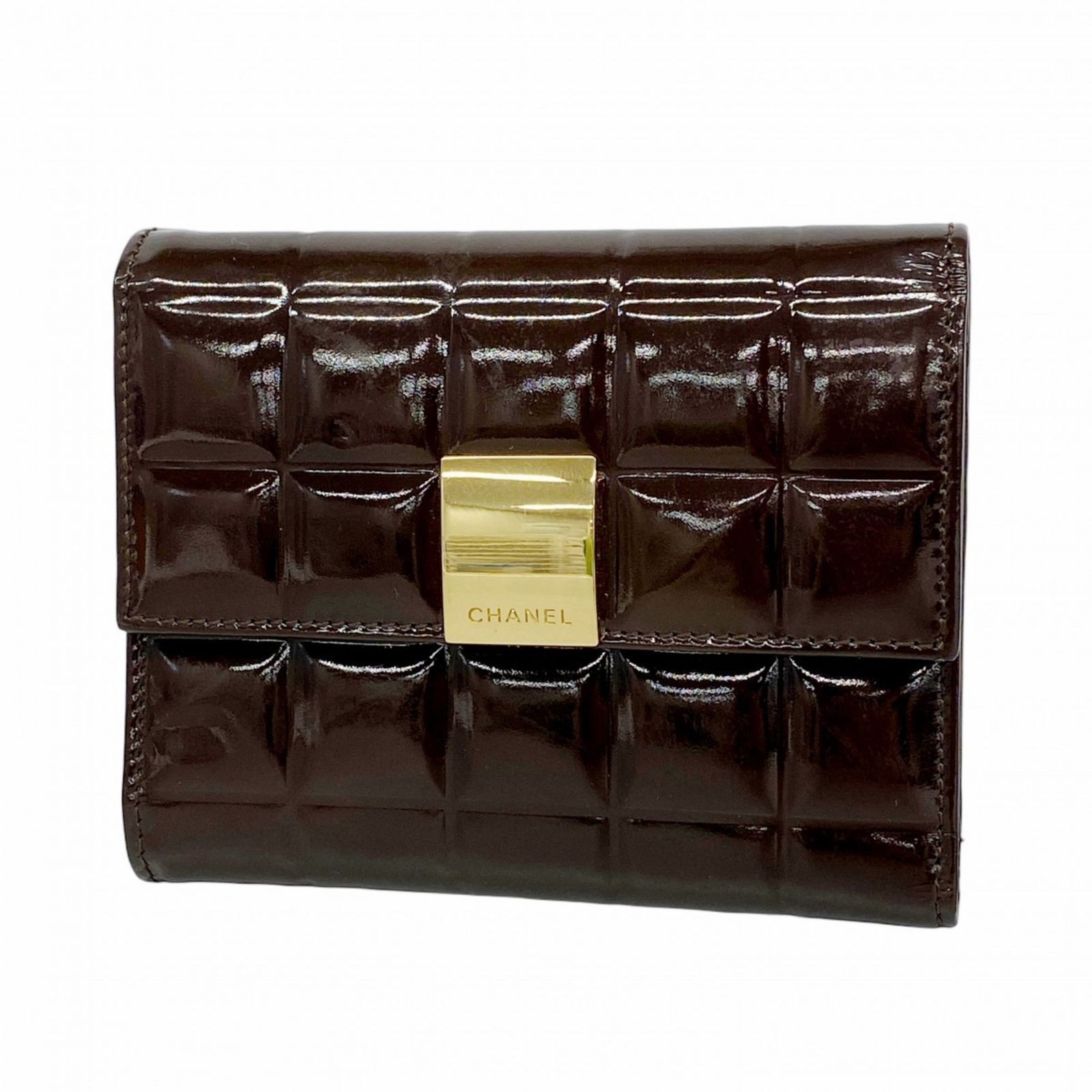 シャネル三つ折り財布 チョコバーパテントレザーダークブラウンCHANEL シャネル(Chanel) シャネル 三つ折り財布 チョコバー パテントレザー