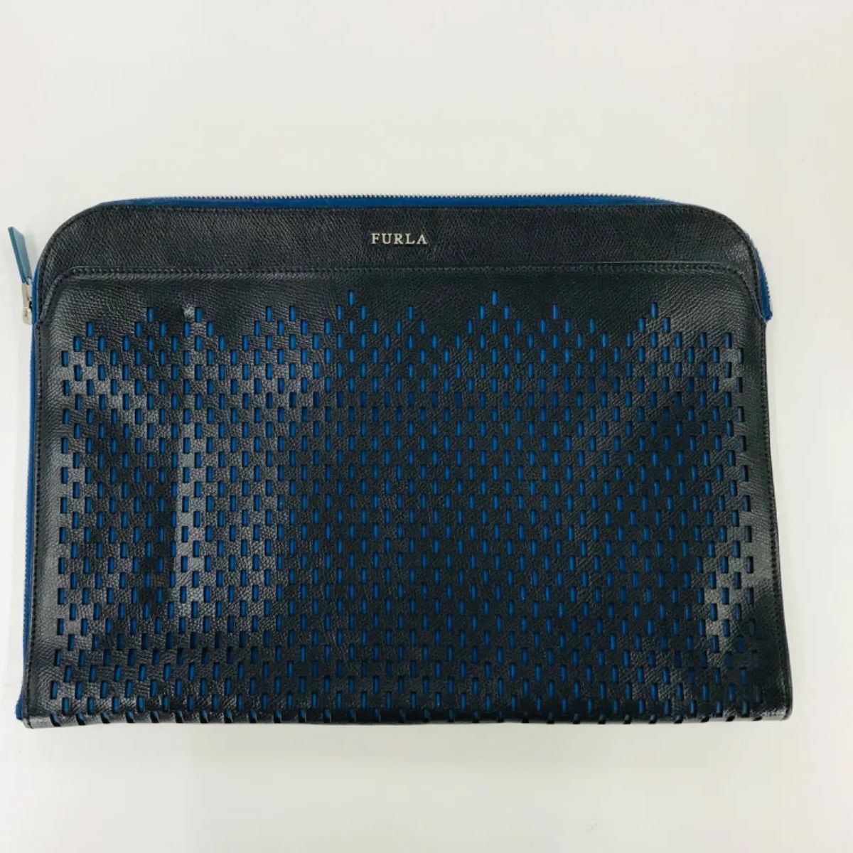 極美品】FURLA フルラ メンズ クラッチバッグ パンチングレザー(志)A 