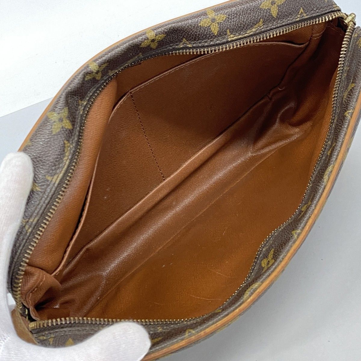 Buy from Japan Easily