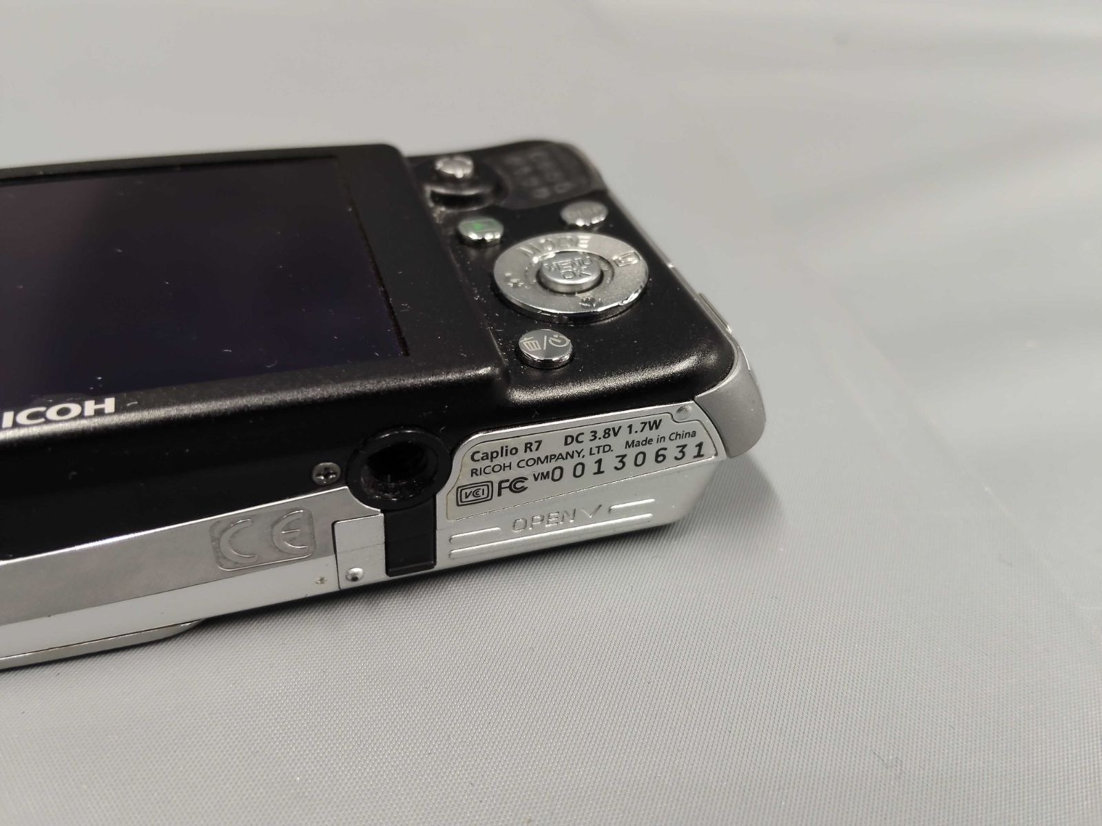 リコー カプリオ RICOH Caplio R7 コンパクトカメラ シルバー