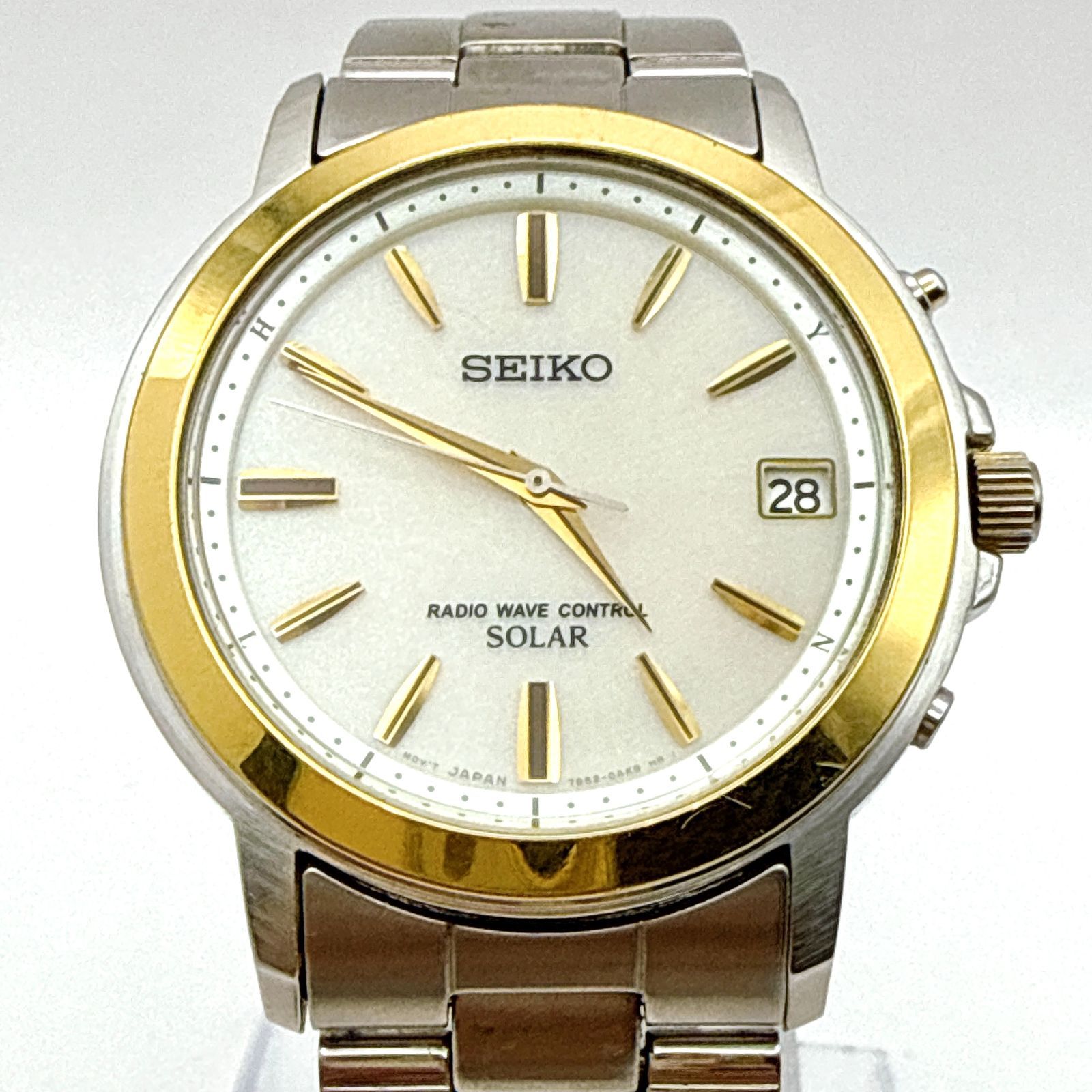 B132【電波ソーラー】 SEIKO セイコー ゴールド/シルバー バイカラー
