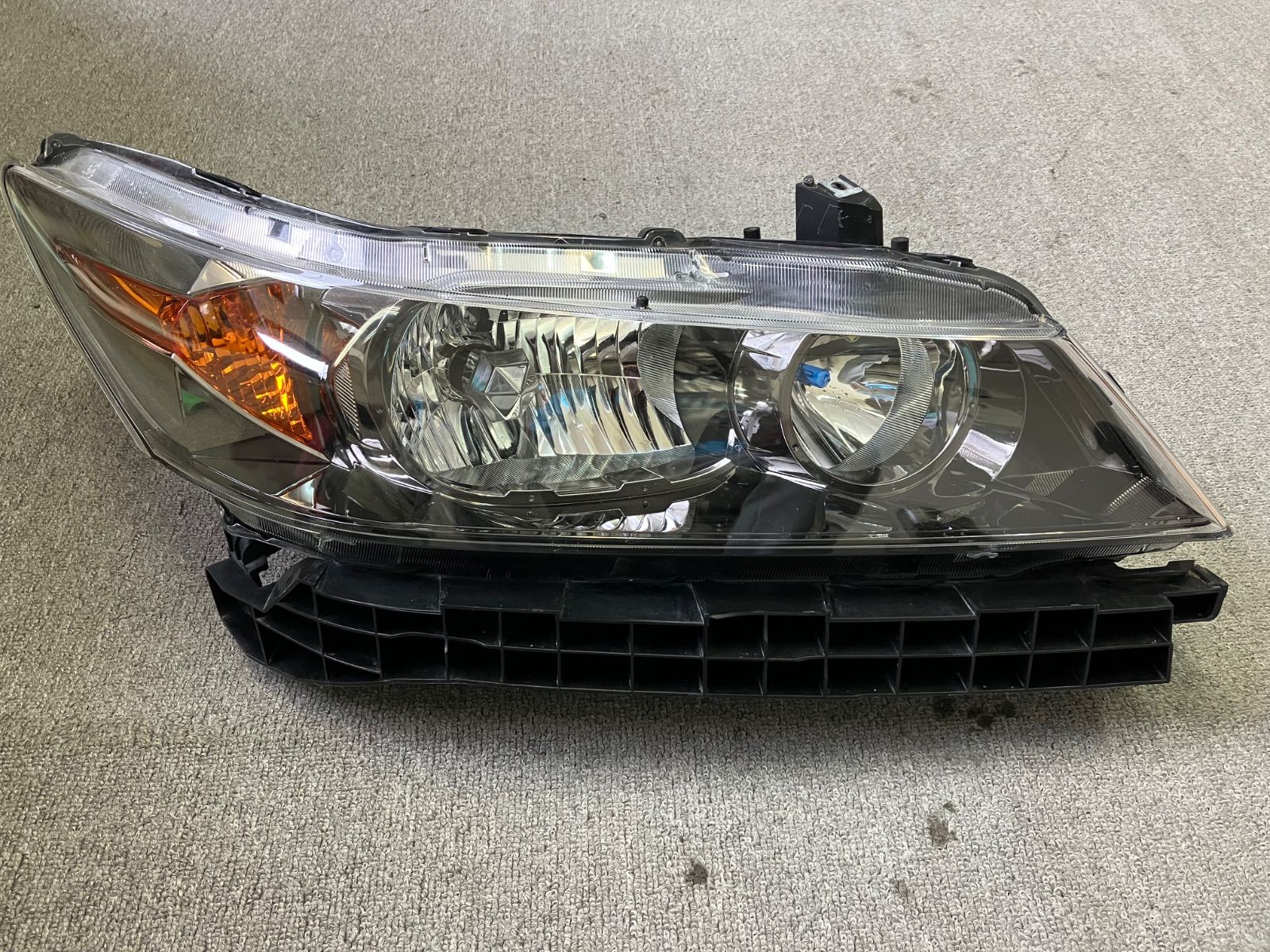 ストリーム HID ヘッドライト バラスト付 KOITO 100-22652 【公式通販】