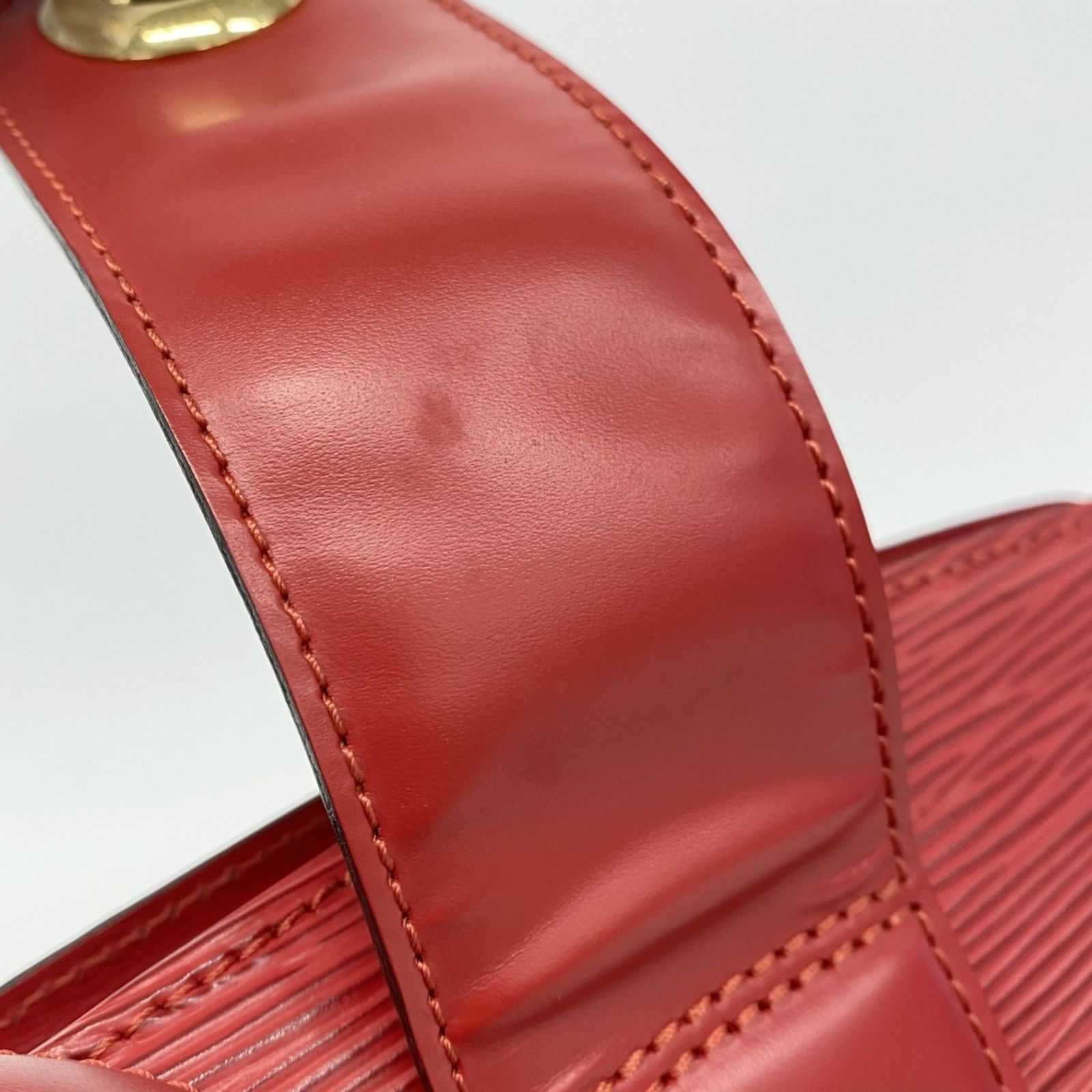 ルイ・ヴィトン(Louis Vuitton) ルイ・ヴィトン ショルダーバッグ エピ 