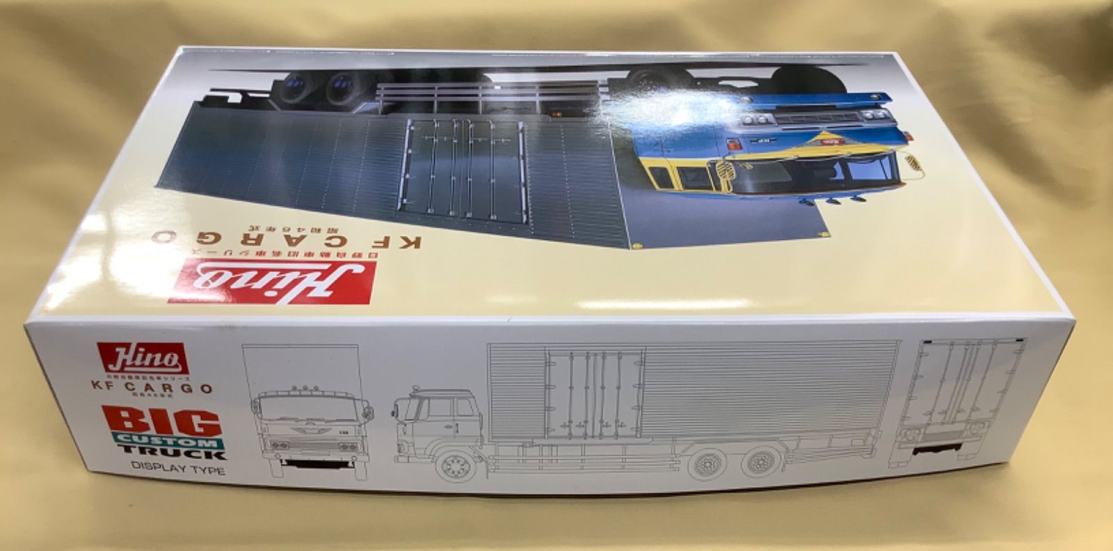 アオシマ 1/32 日野KFカーゴ 中期型 昭和46年式 - メルカリ