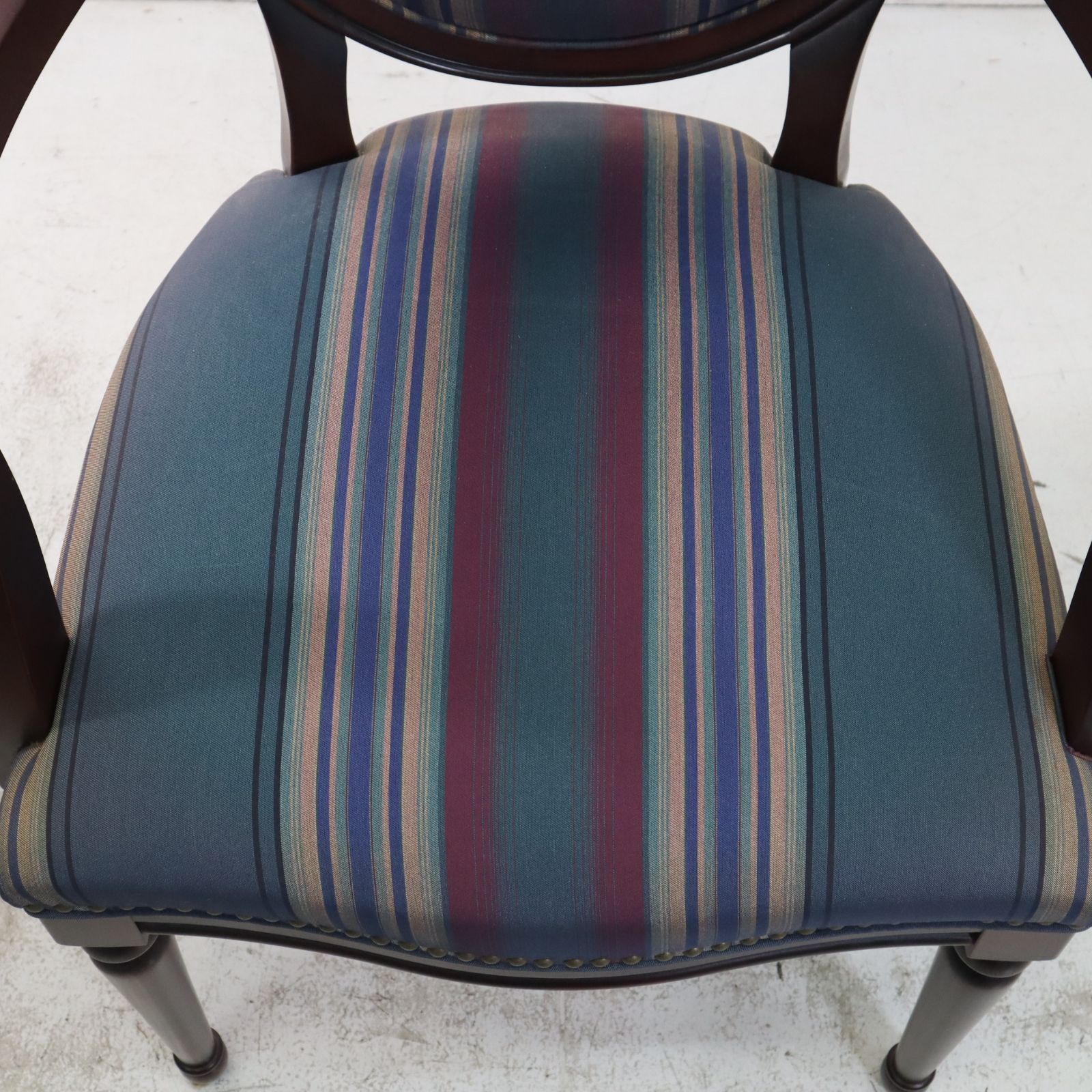 maruni KENT COURT British traditional ダイニングチェア 肘付き