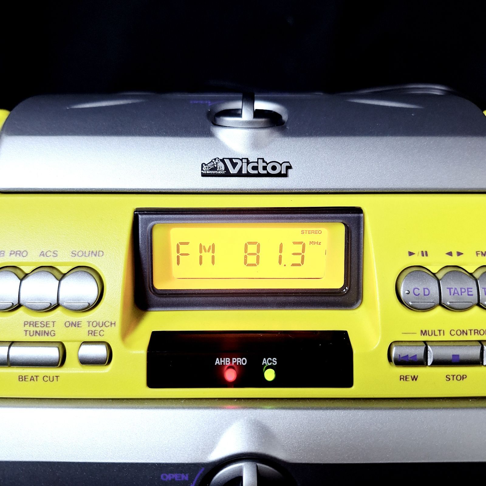 美品☆ジャンク品 VICTOR ビクター CDラジカセ リモコン付き RV-X55