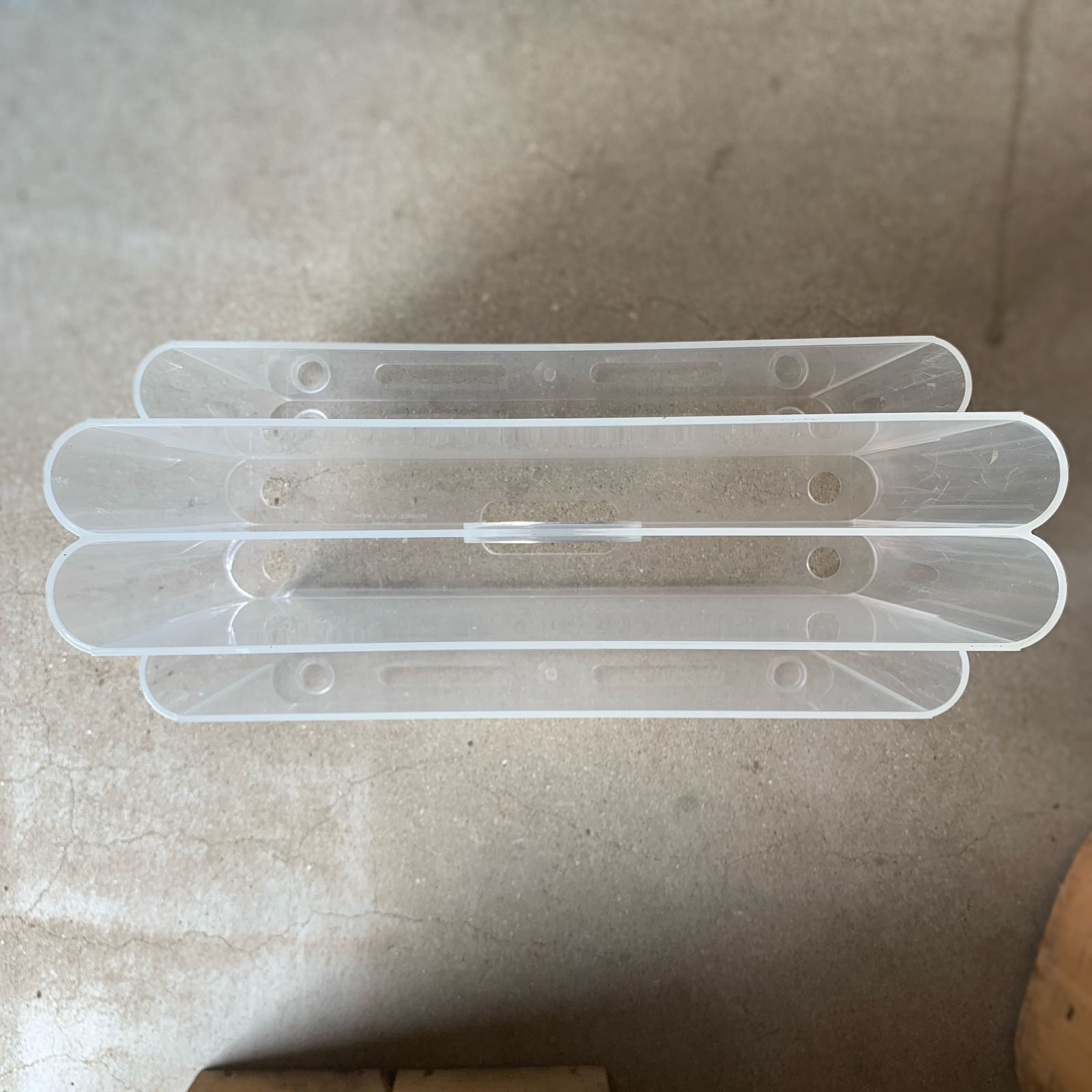 Kartell 4676 カルテル ポルタリビステ マガジンラック クリスタル