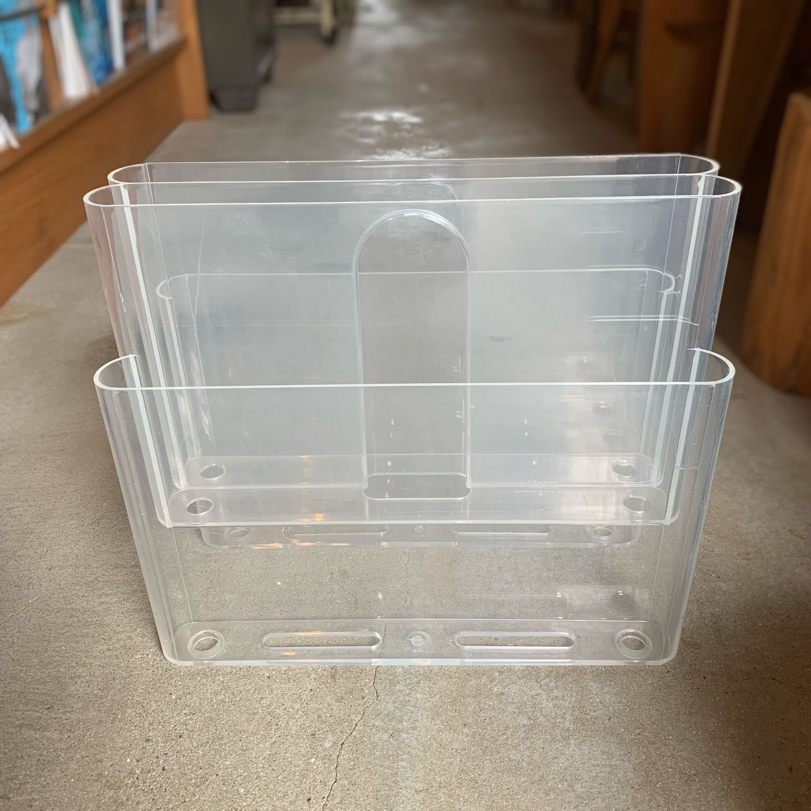 Kartell 4676 カルテル ポルタリビステ マガジンラック クリスタル