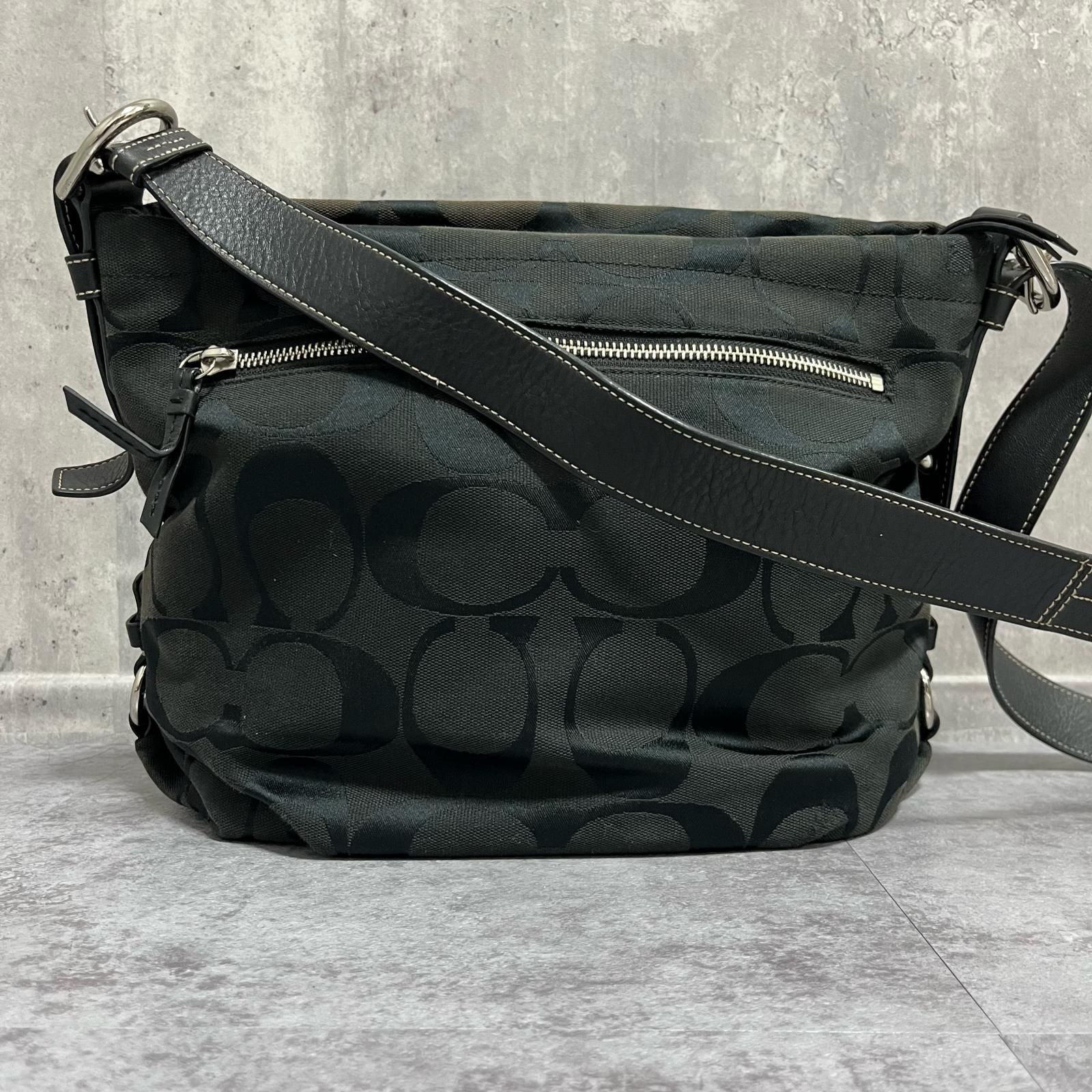 COACH】コーチ シグネチャーショルダーバッグ シグネチャーモチーフ 