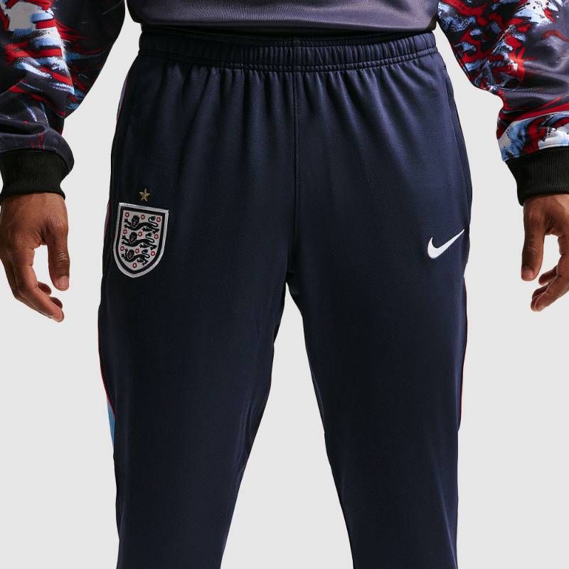 送料無料・匿名配送】Nike ナイキ イングランド代表 2026 公式