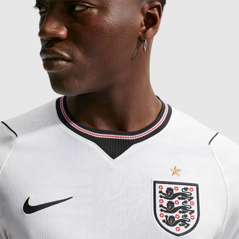 送料無料・匿名配送】Nike ナイキ イングランド代表 2026 公式 ホーム