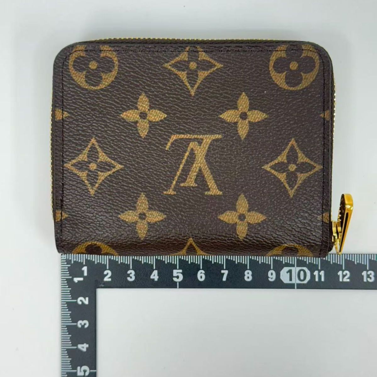 LOUIS VUITTON ルイ ヴィトン モノグラム ジッピー コインパース