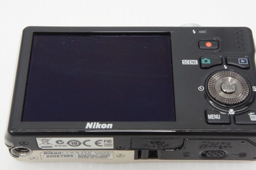 Nikon ニコン COOLPIX S6000 コンパクトデジタルカメラ シャンパン