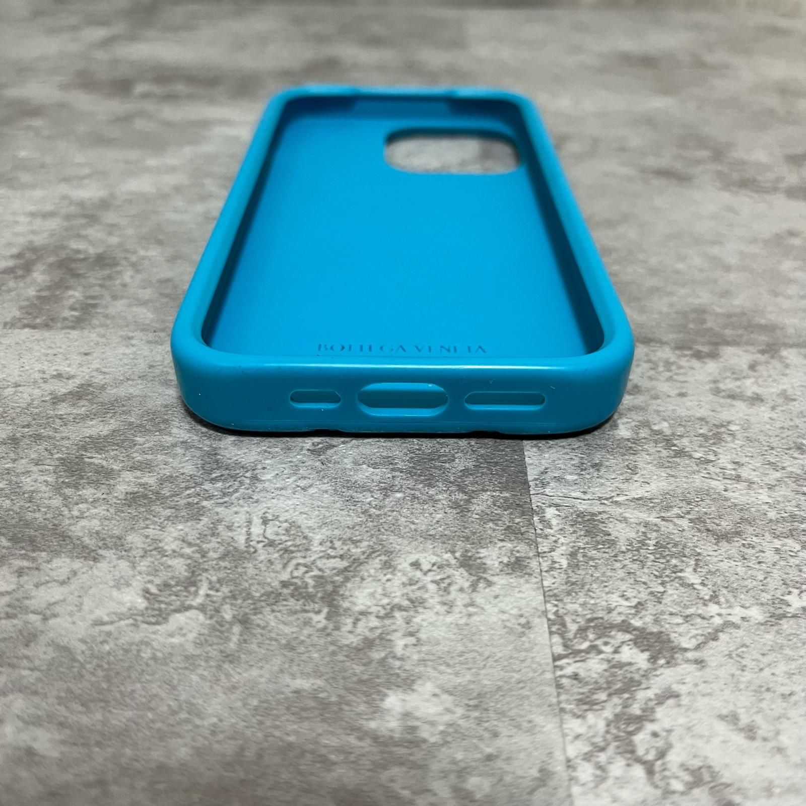 ボッテガヴェネタ イントレチャート iPhoneケース ブルー Bランク