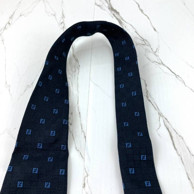 未使用品 箱付き FENDI フェンディ ネクタイ ズッカ柄 ズッキーノ