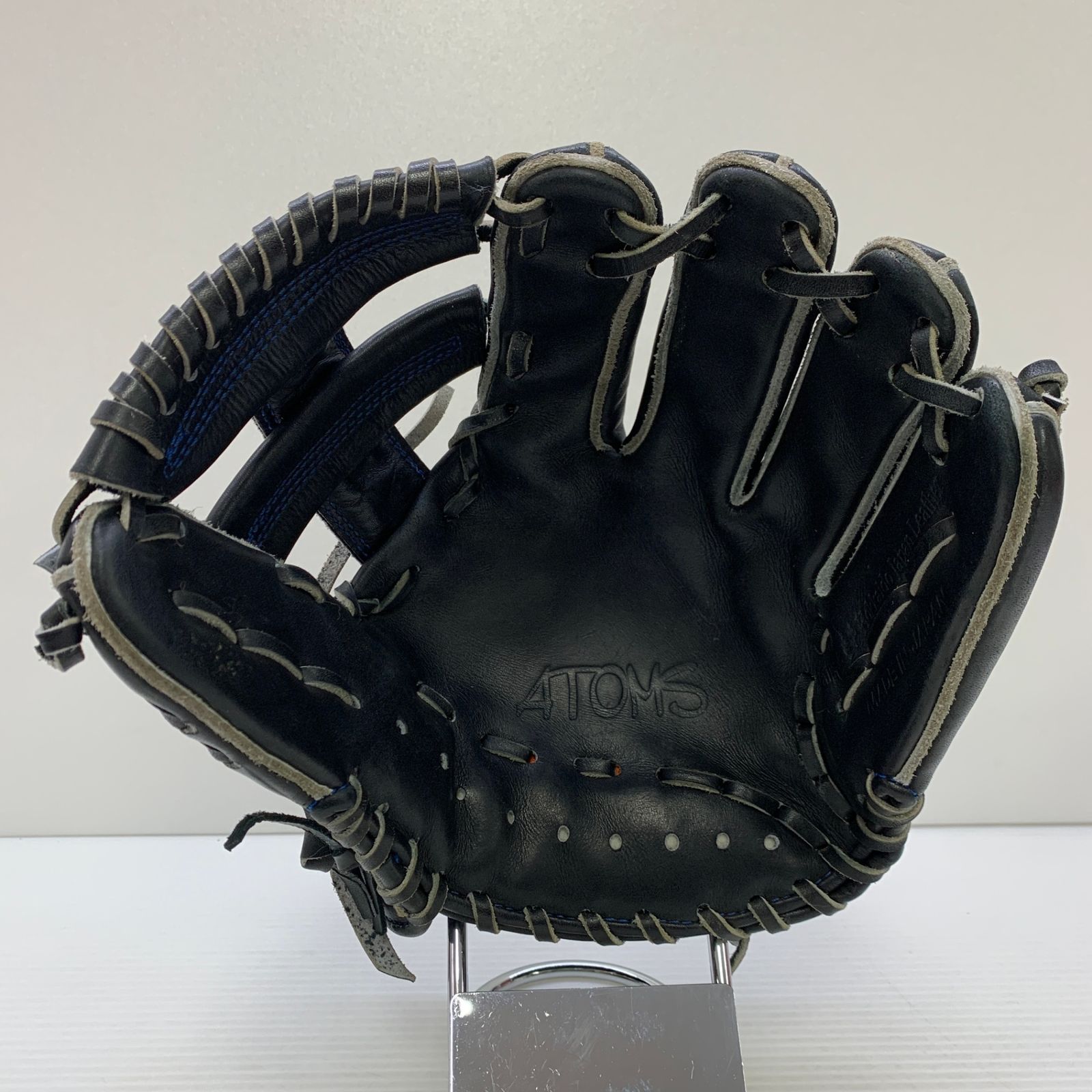 アトムズ ATOMS 硬式 大人 一般 内野手用 グローブ グラブ 右投げ 中古 