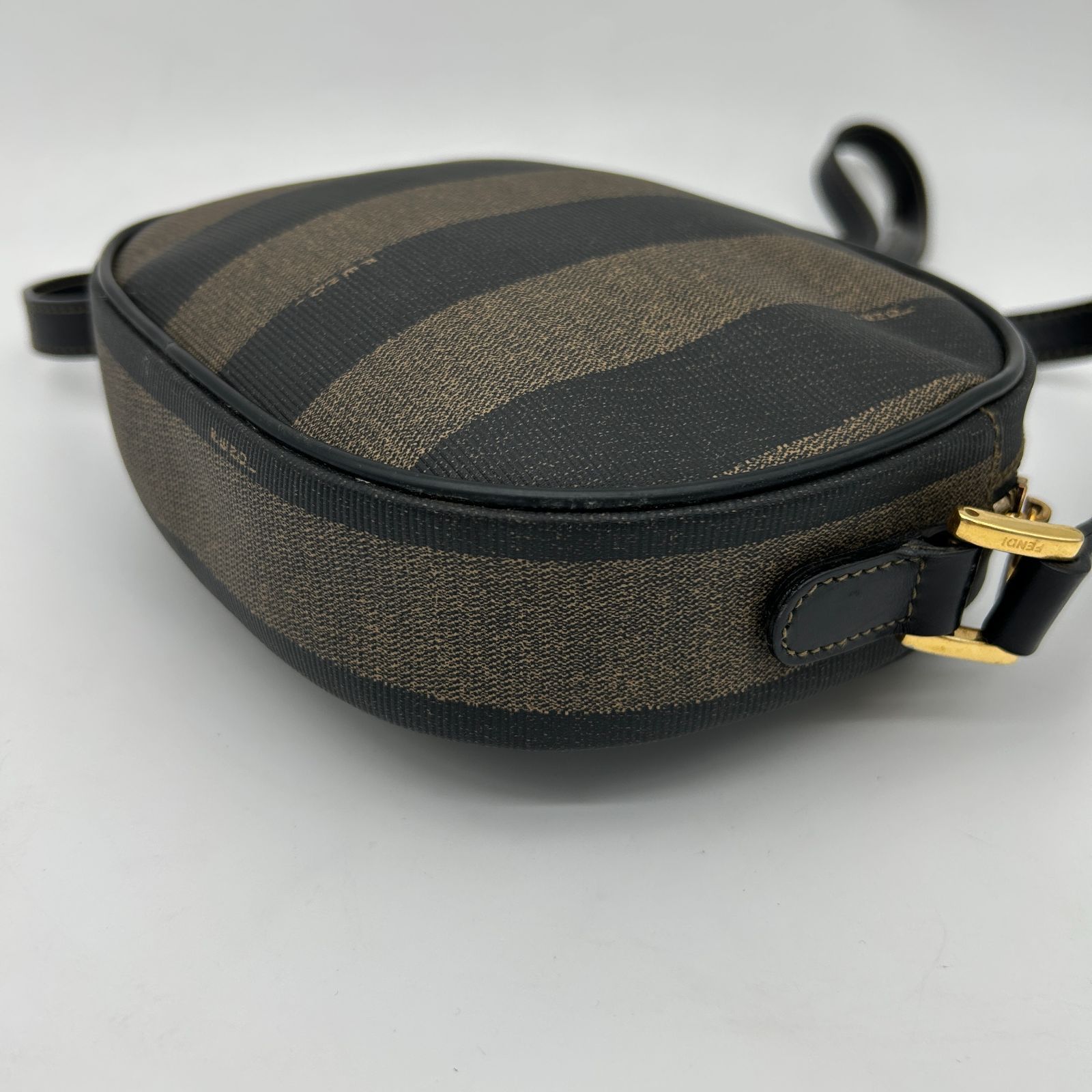 FENDI （フェンディ） ペカン柄 ショルダーバッグ 【中古】 - メルカリ