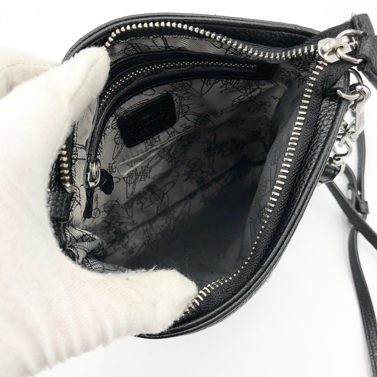 Vivienne Westwood ヴィヴィアン ショルダーバッグ レザー 黒 オーブ 