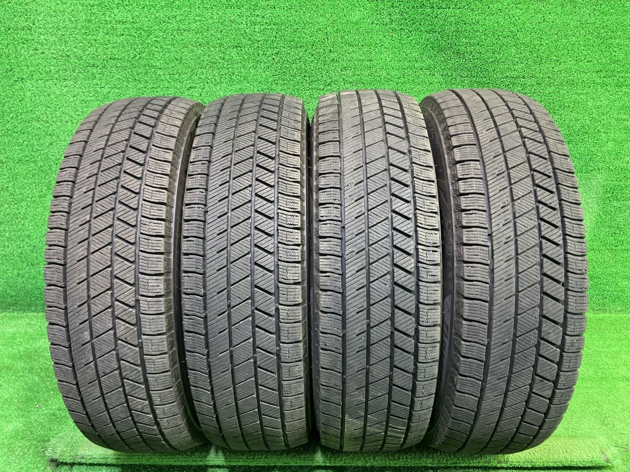 BRIDGESTONE スタッドレス ブリヂストン ブリザックVRX3 185/70R14 4本 
