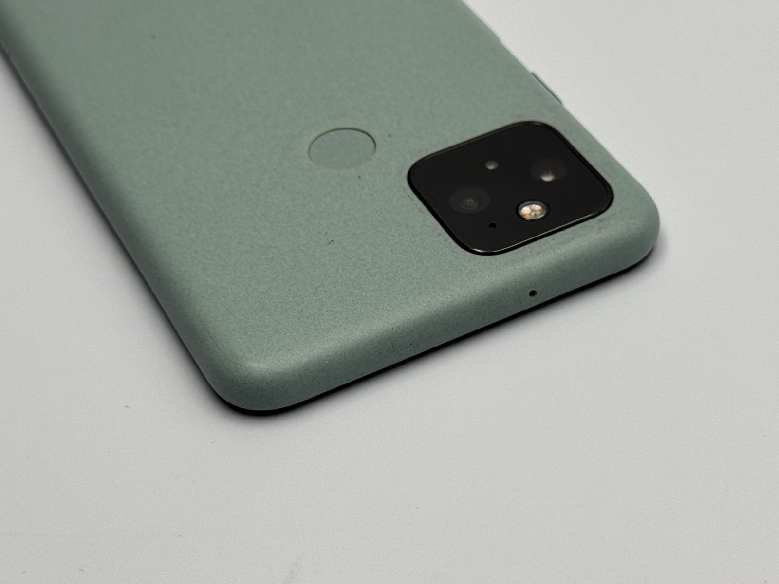 B】Google Pixel 5 Sorta Sage SIMフリー 白ロム 【公式通販】