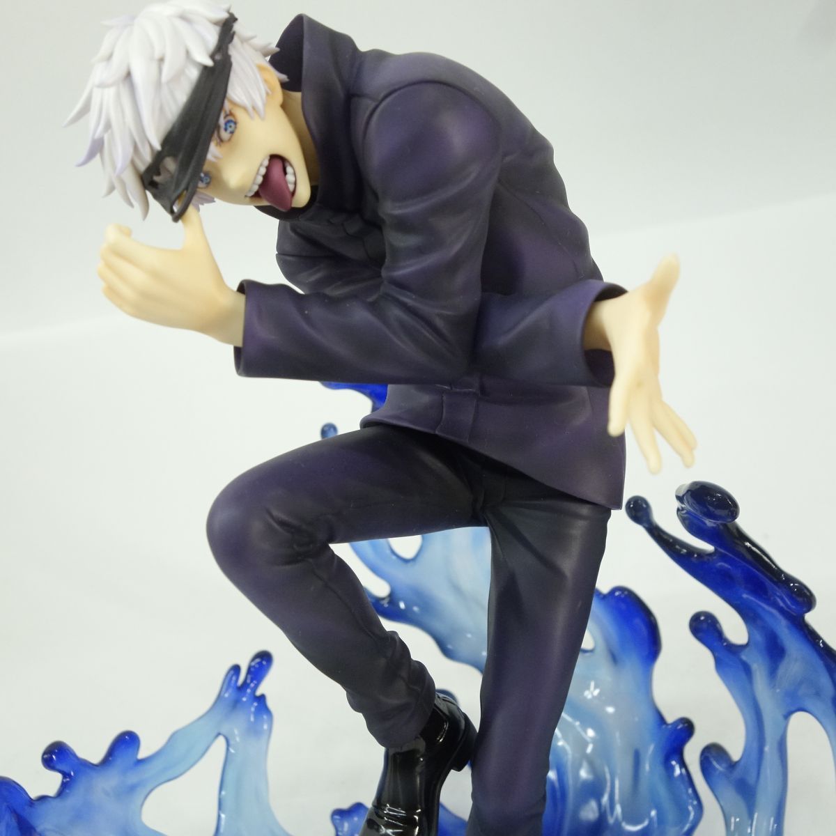eStream/MAPPA 呪術廻戦 五条悟 1/7 フィギュア ※中古 - メルカリ