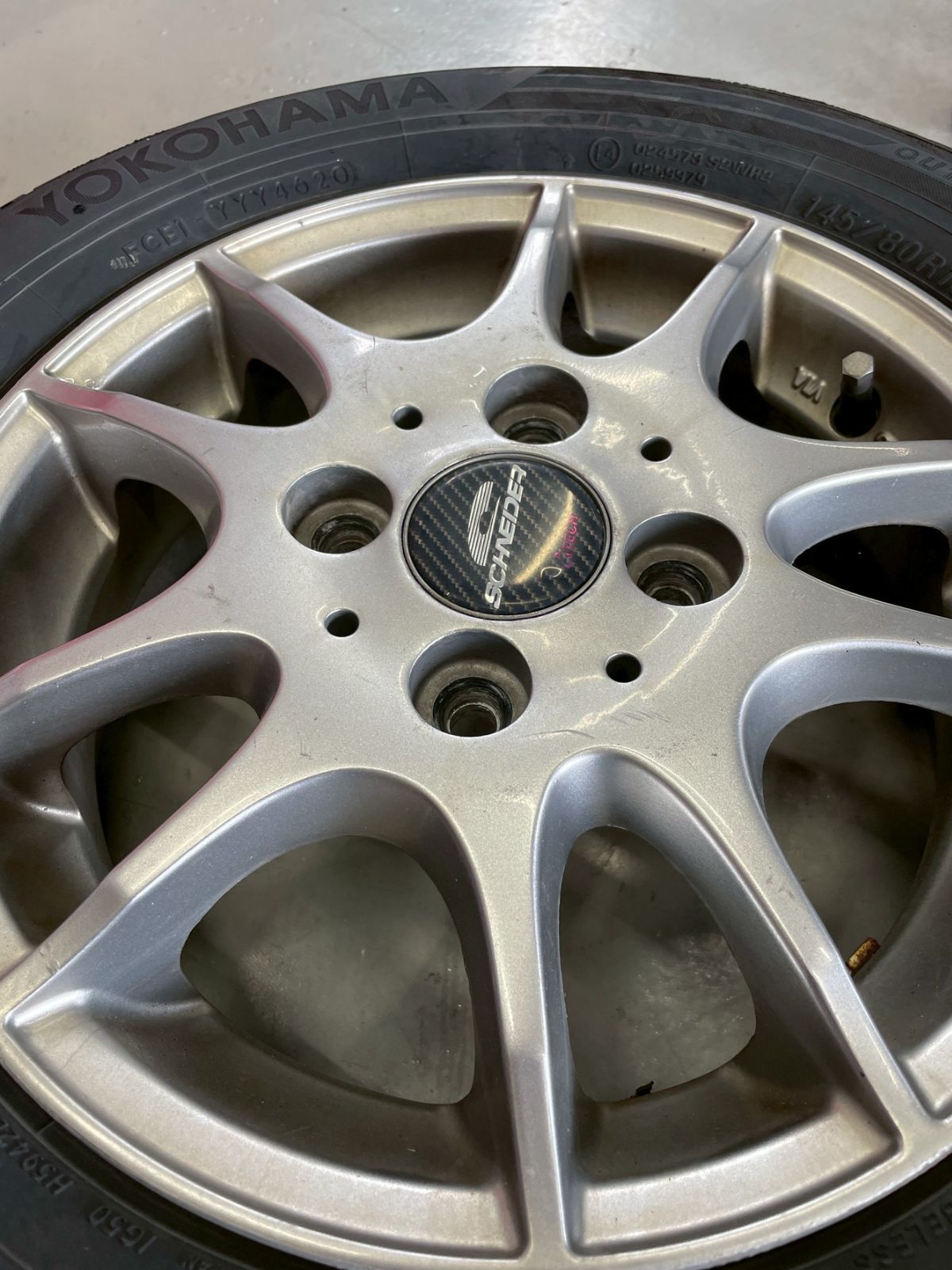 SCHNEDER アルミホイール 13インチ/YOKOHAMAスタッドレスタイヤ（145 