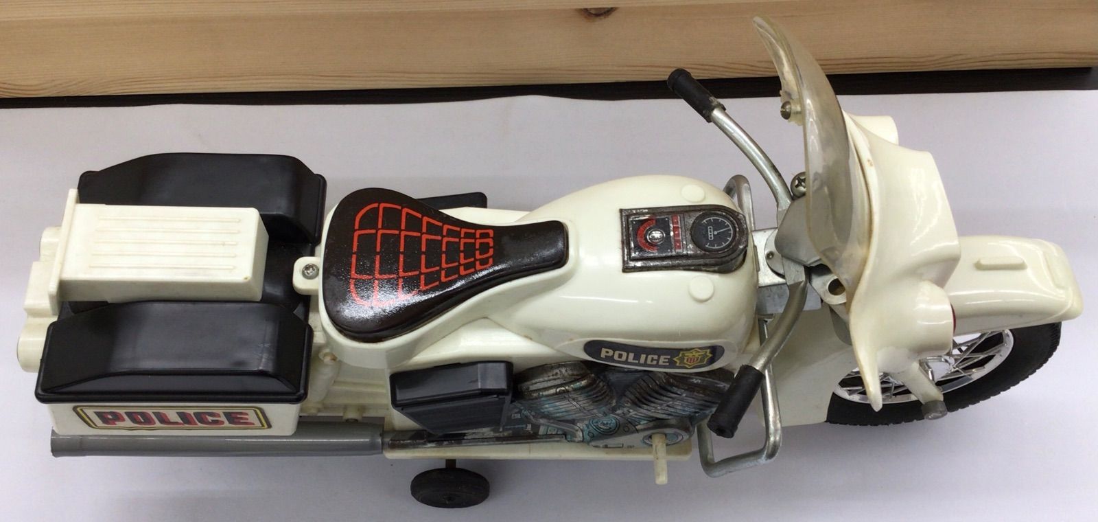 中古・現状品】ヨネザワ ブリキ 白バイ（フリクション） レトロ 当時物