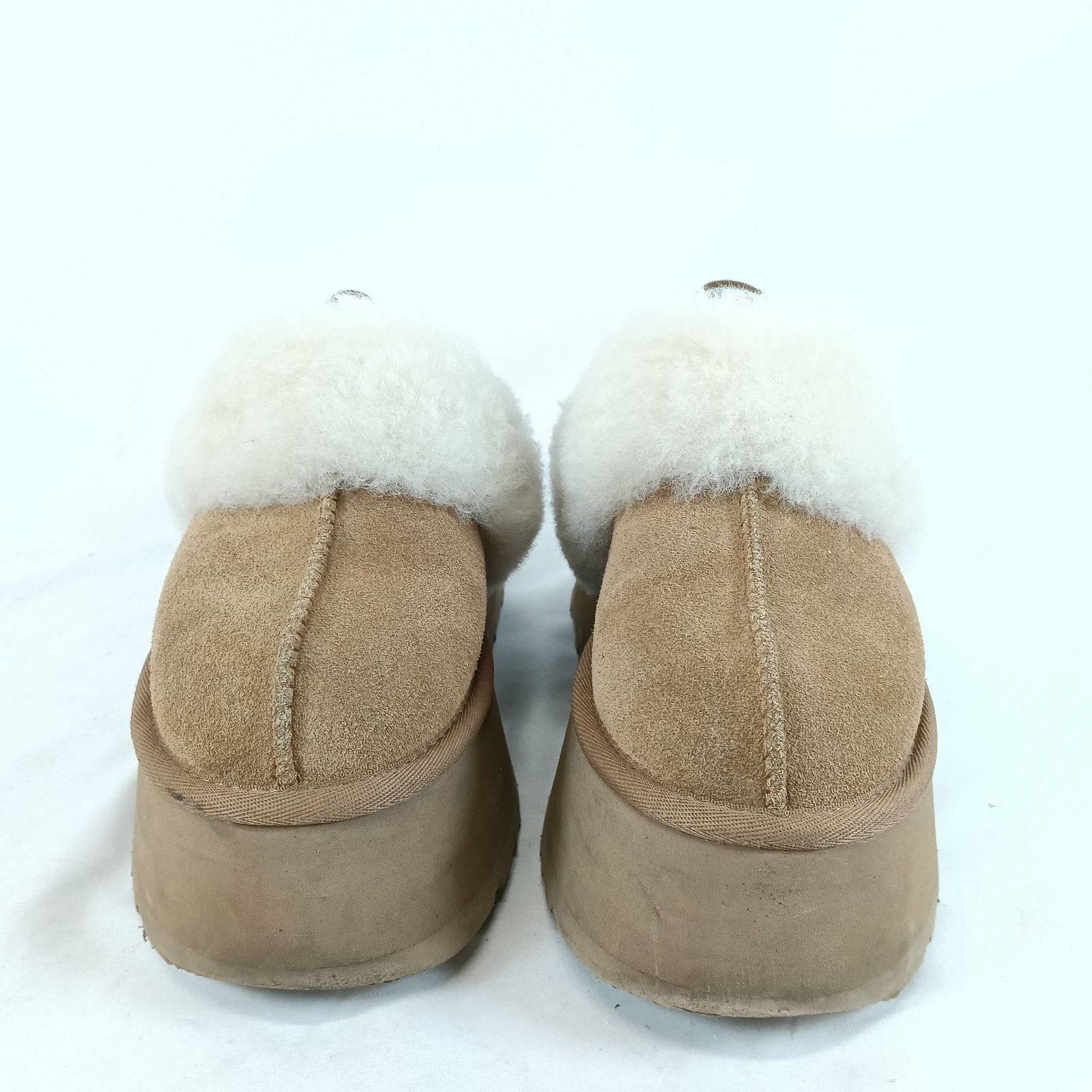 美品 UGG FUNKETTE（アグ）ファンケット 厚底 サンダル ムートン