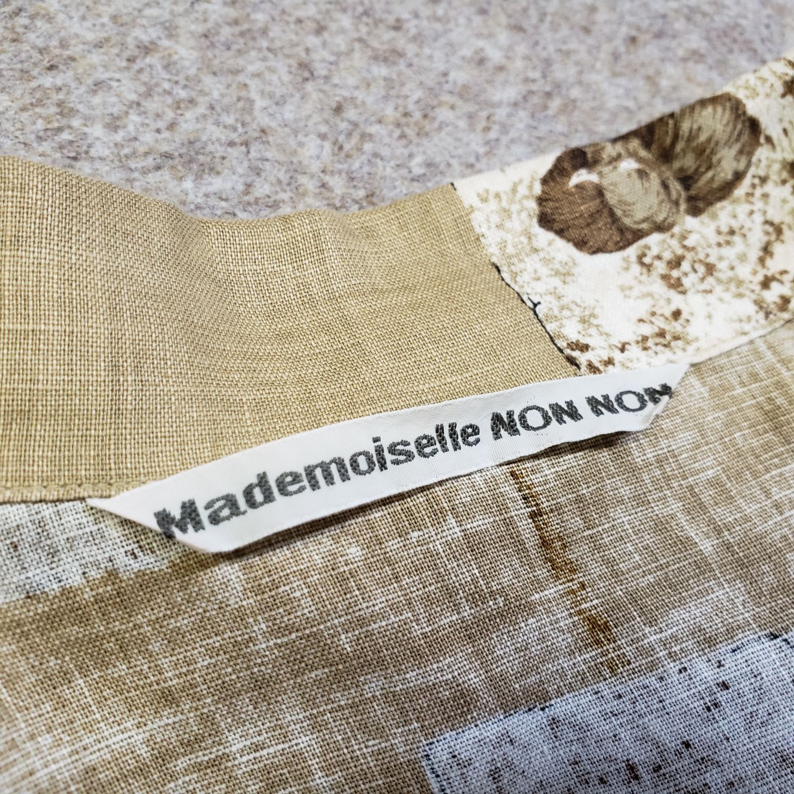 Mademoiselle NONNON マドモアゼルノンノン 半袖開襟シャツ サファリ柄