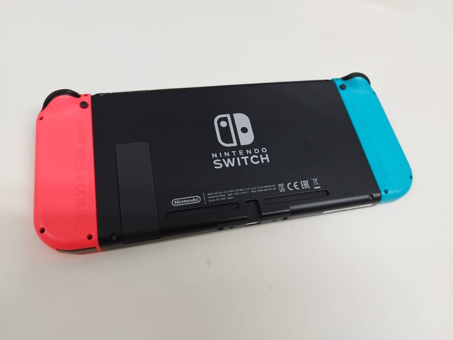 美品】Nintendo Switch 本体 HAC-001(-01)/2020年製/バッテリー強化版 