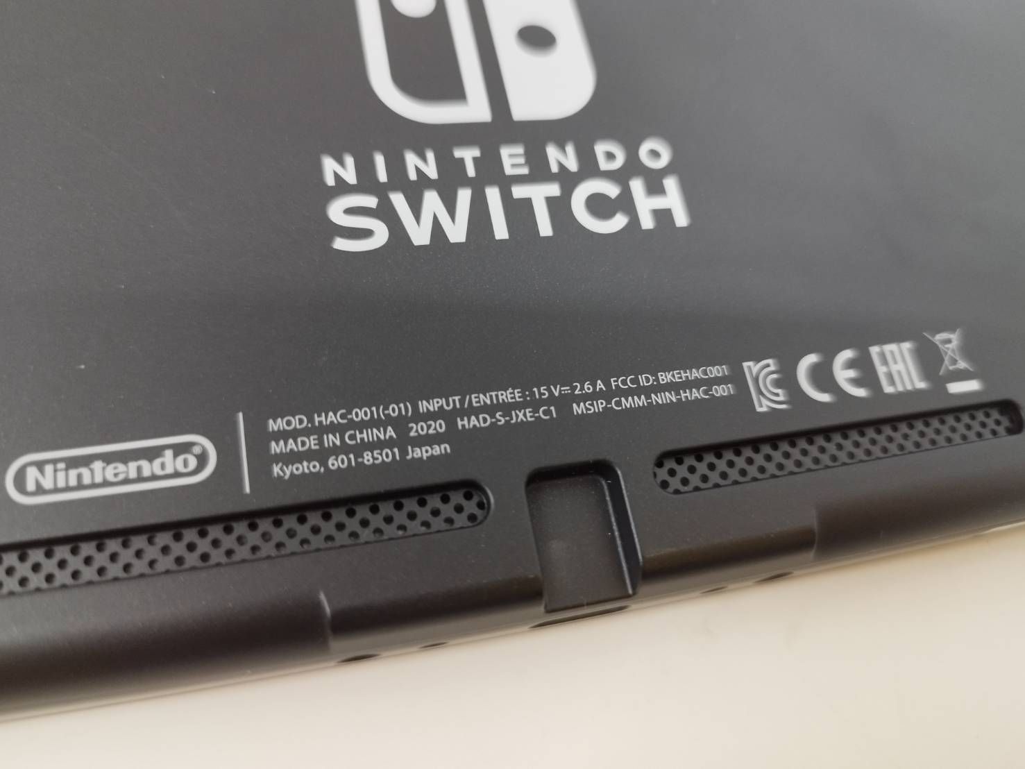 美品】Nintendo Switch 本体 HAC-001(-01)/2020年製/バッテリー強化版 