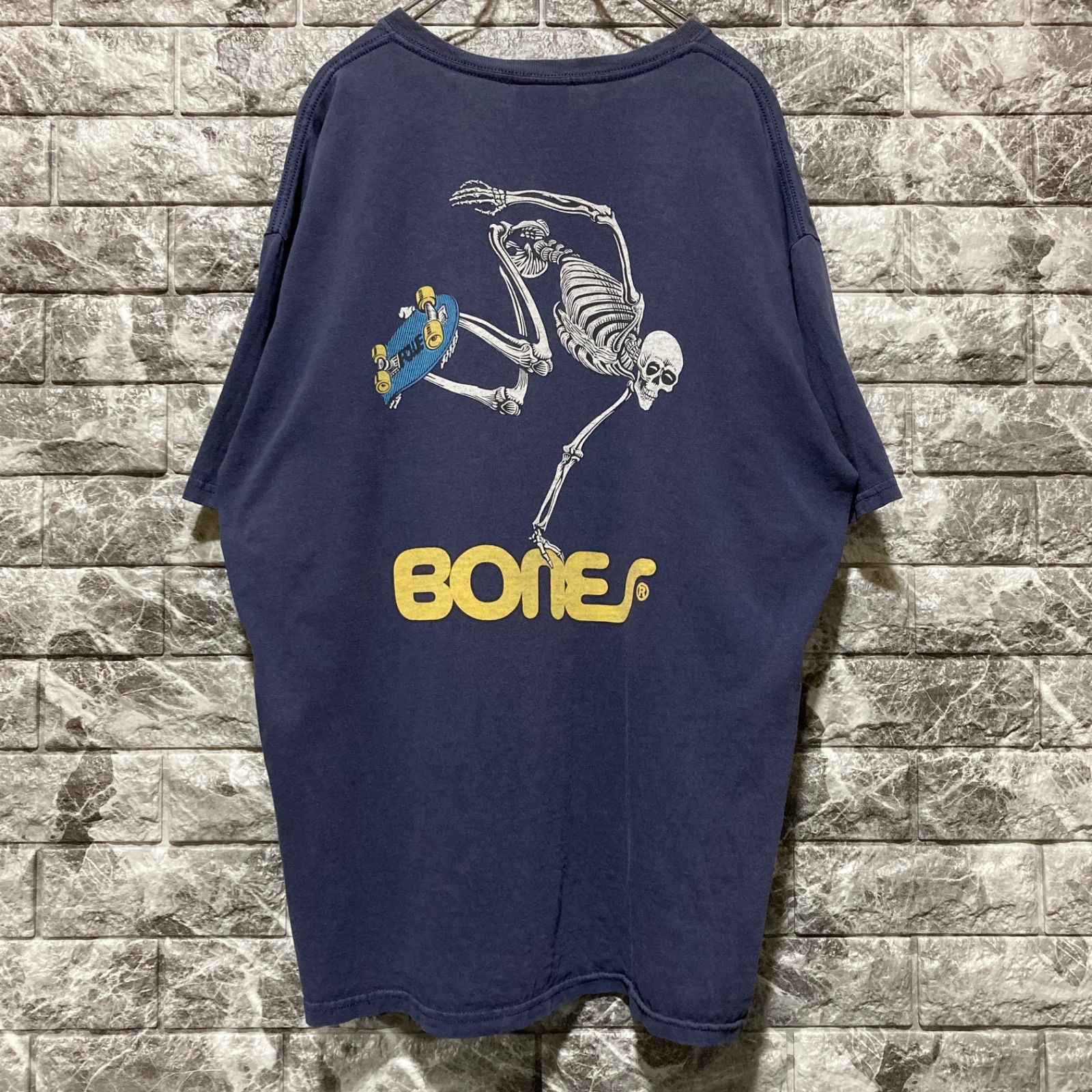 パウエルペラルタTシャツPOWELL PERALTA のぞき見TシャツBONES パウエルペラルタ Tシャツ POWELL PERALTA のぞき見Tシャツ powell