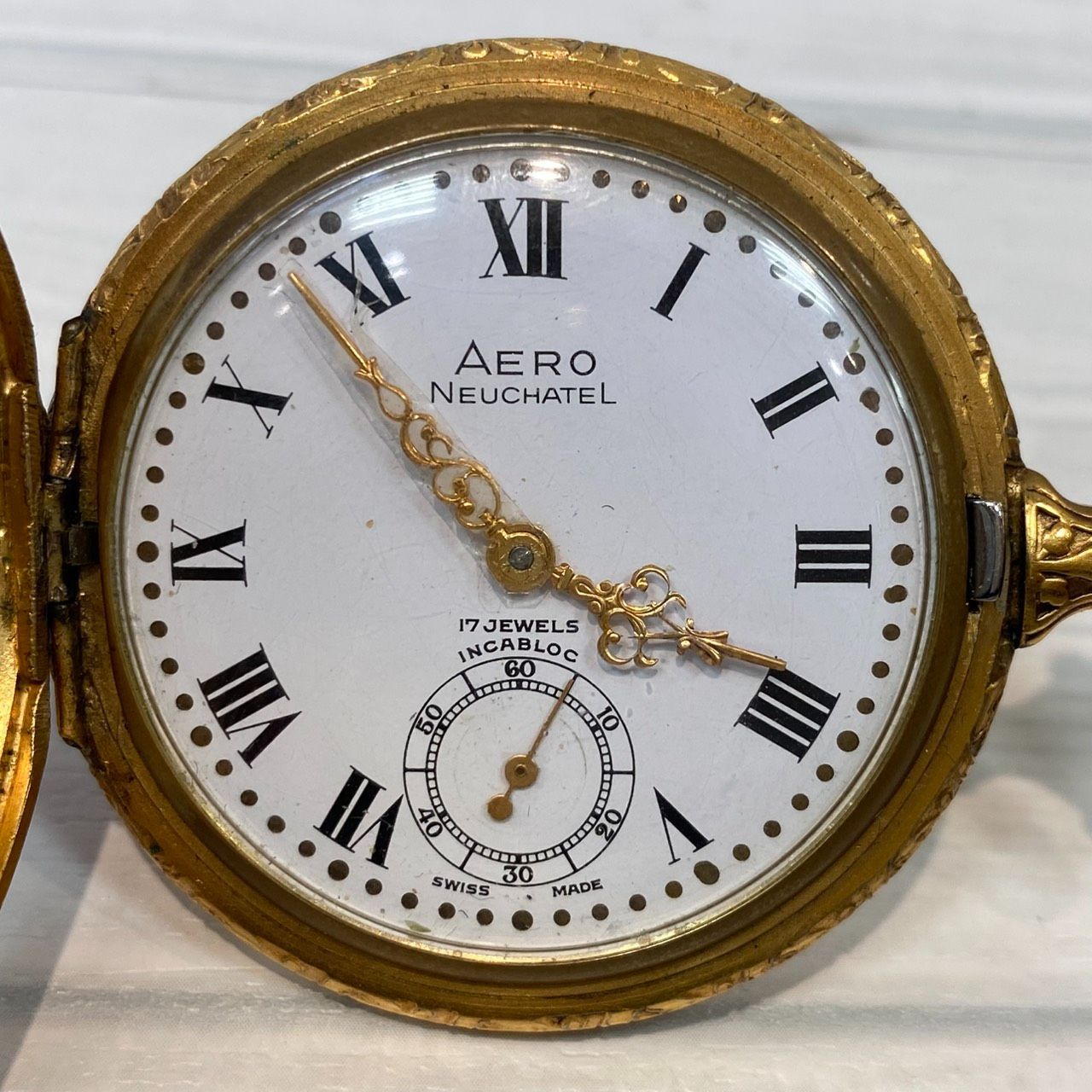 塩】AERO NEUCHATEL アエロ ニューシャテル 手巻き 懐中時計 ゴールド 