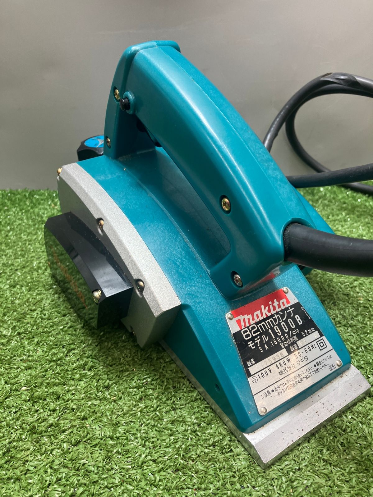 中古品】【0936】makita 82mmカンナ 1900B ITKZI53L8GN0 - メルカリ