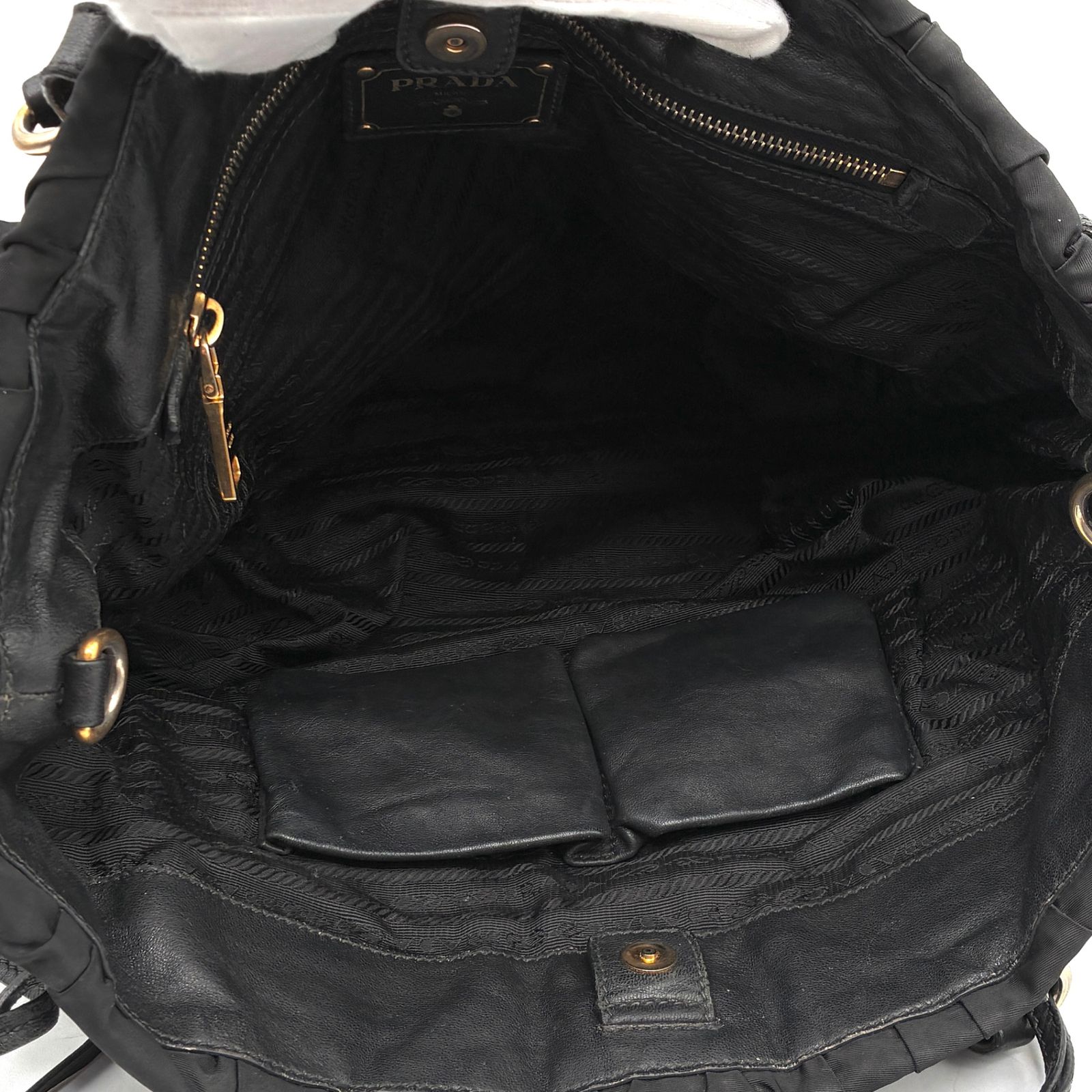 良品 PRADA プラダ テスート ゴーフル ギャザー ナイロン レザー 良品 PRADA プラダ テスート ゴーフル ギャザー ナイロン レザー