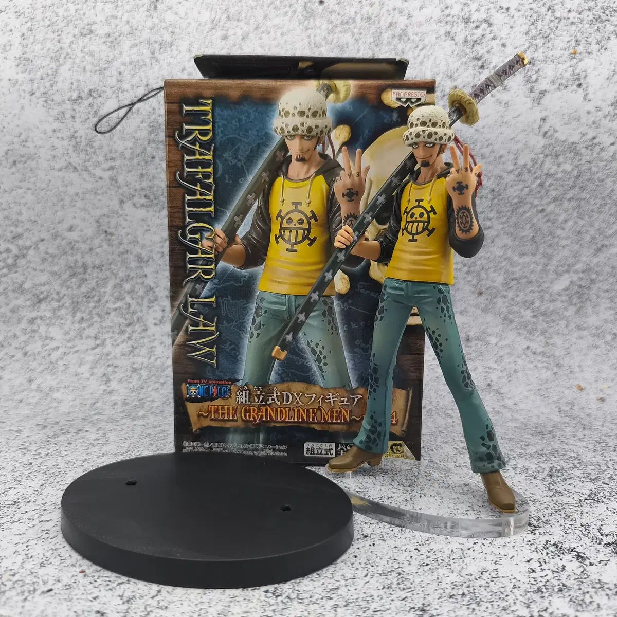 ONE PIECE DX フィギュア グランドラインメン Vol 4 2年後 ロー + 