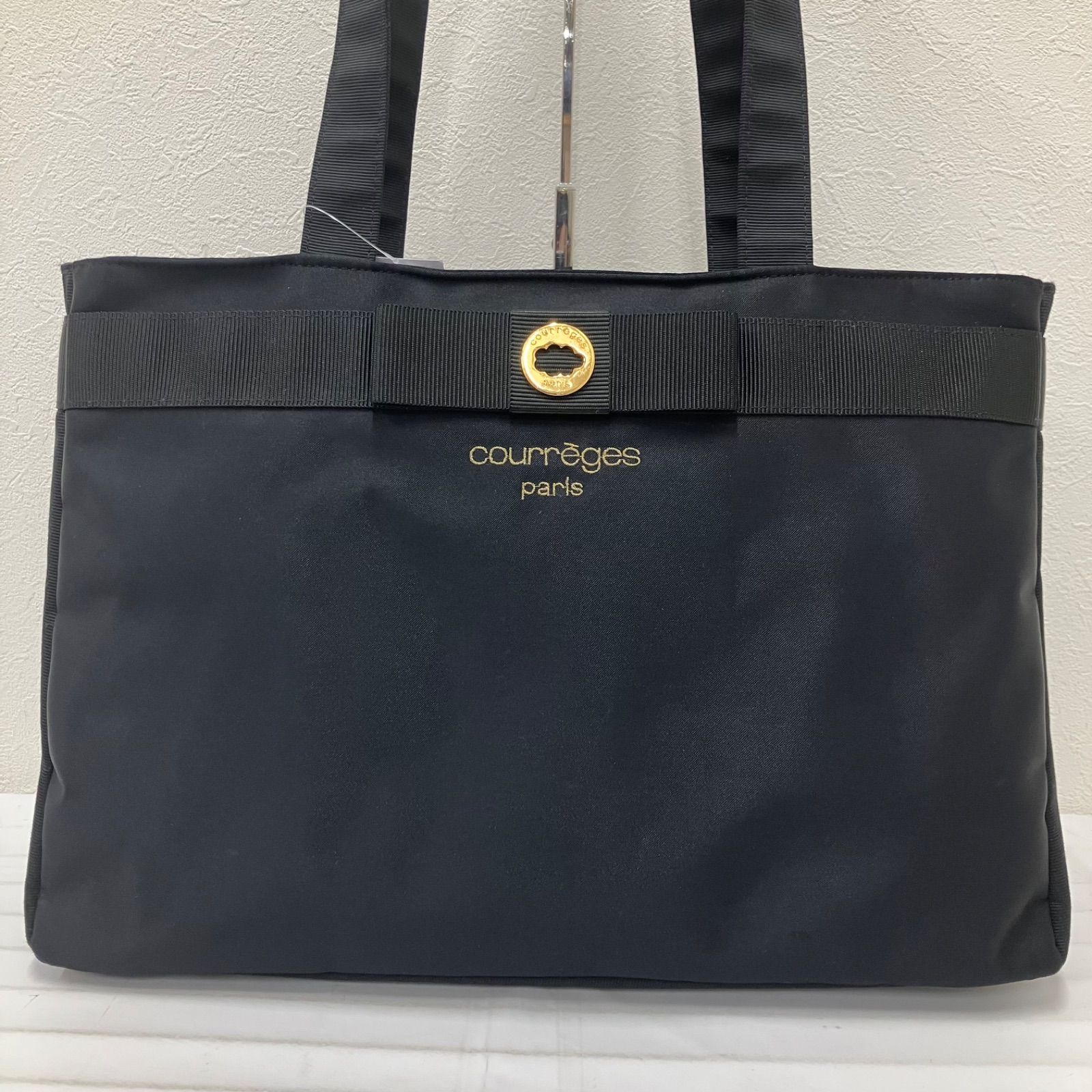 courreges ロゴ エンブレム 刺繍 デザイン ハンドバッグ トートバッグ