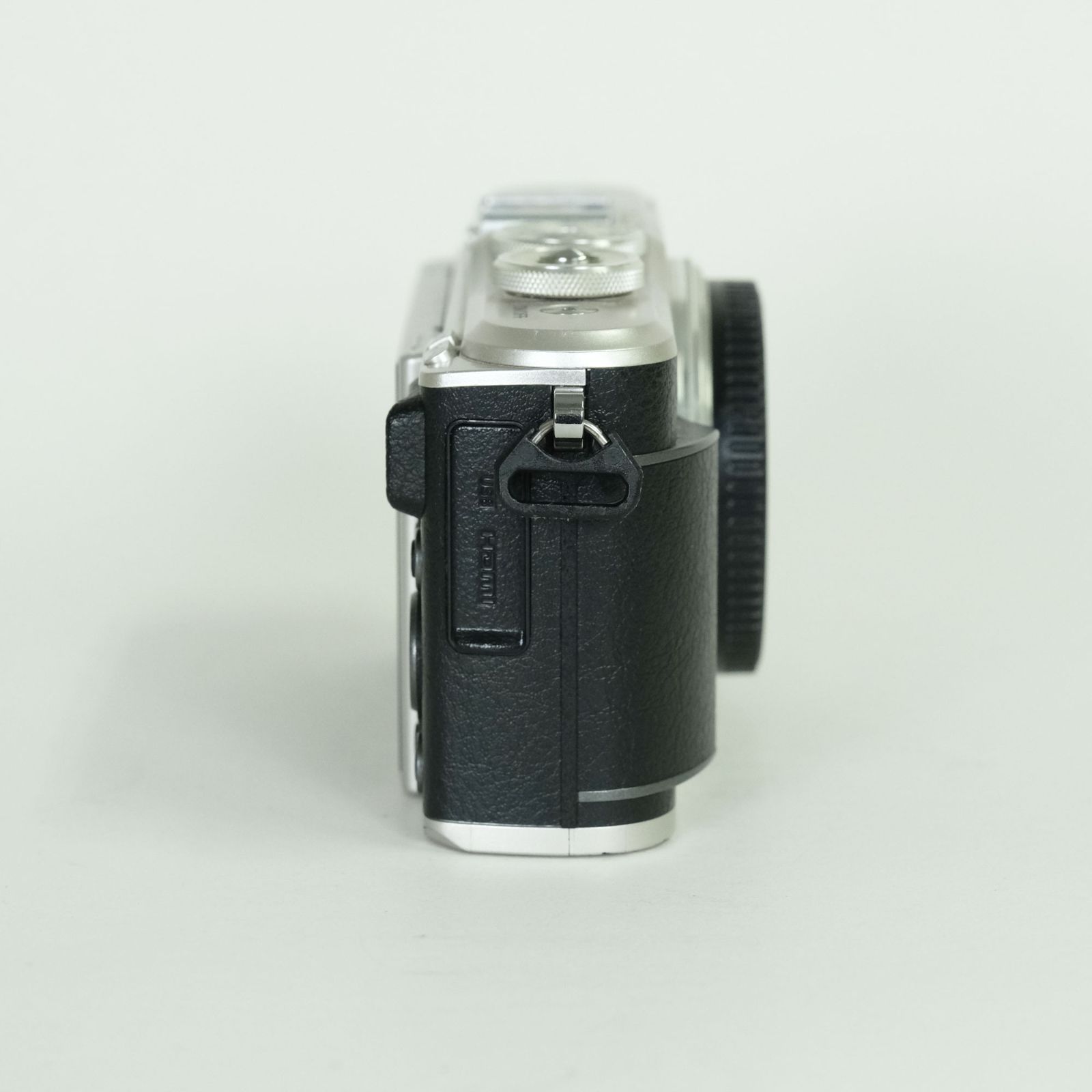 良品 | シャッター数3,370回] OLYMPUS PEN E-PL9 [ボディ ブラック 