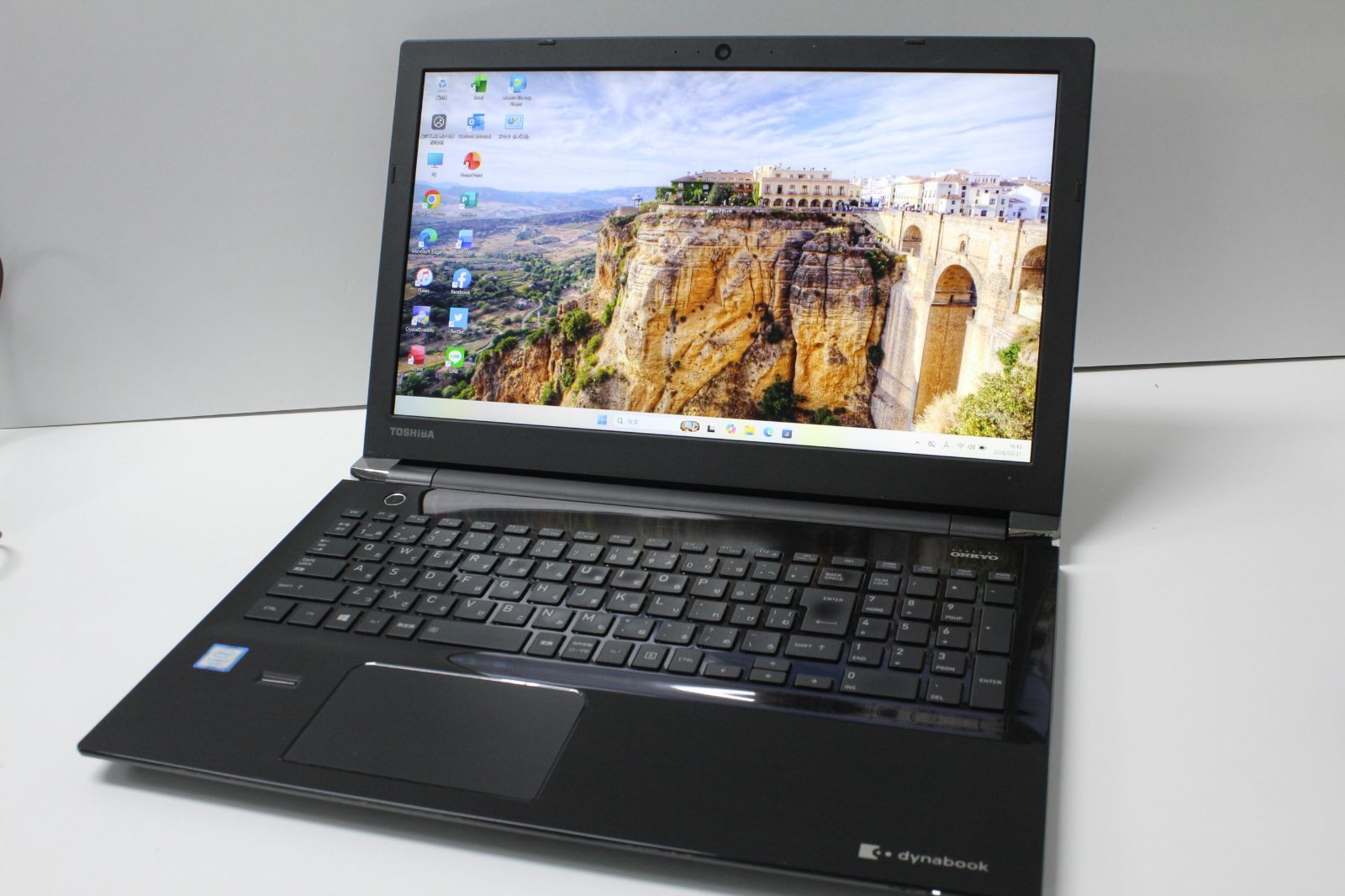 中古ノートPC】東芝〈dynabook T75/EBD〉Intel Core i7/SSD512GB 